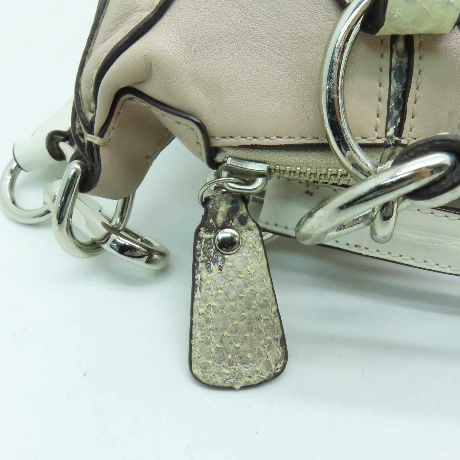 COACH 【激減優惠】牛皮皮革2 Way Shoulder銀扣手挽肩背兩用袋米色