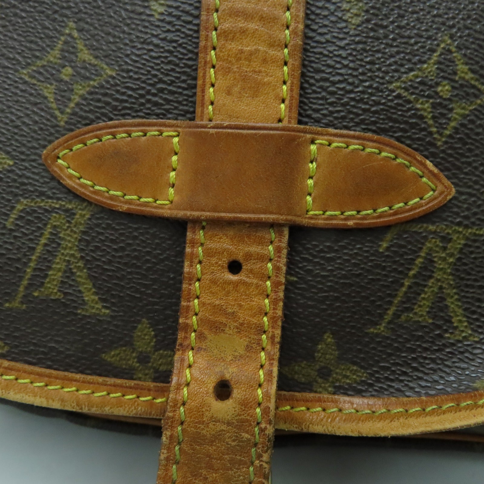 LOUIS VUITTON Mongram Saumur 30金扣肩背袋啡色