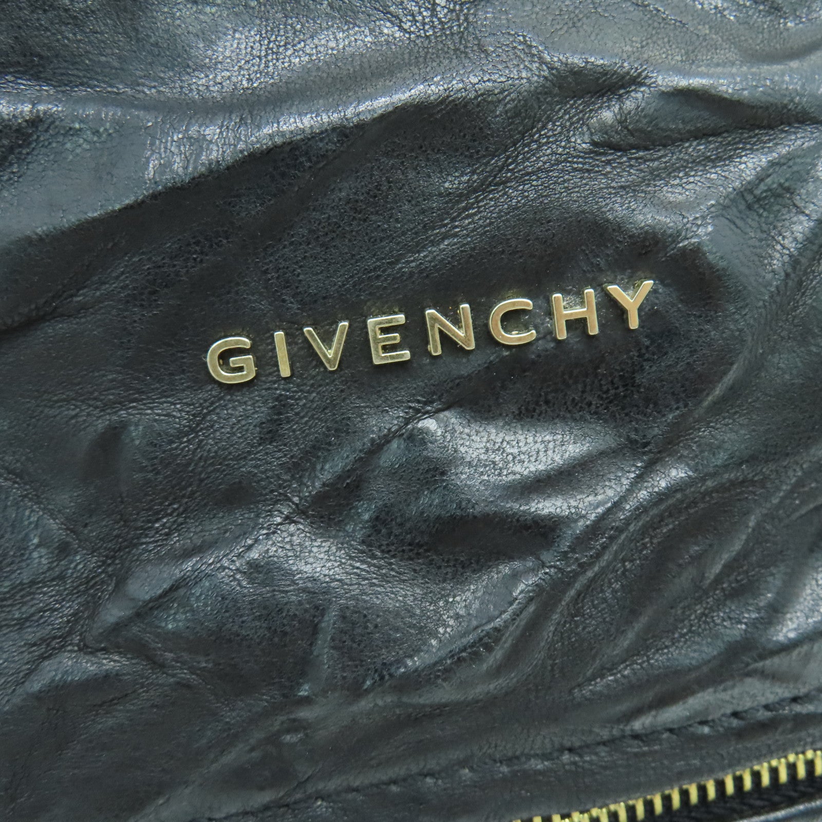 GIVENCHY 牛皮皮革Mini Pandora Shoulder Bag银扣肩背袋黑色