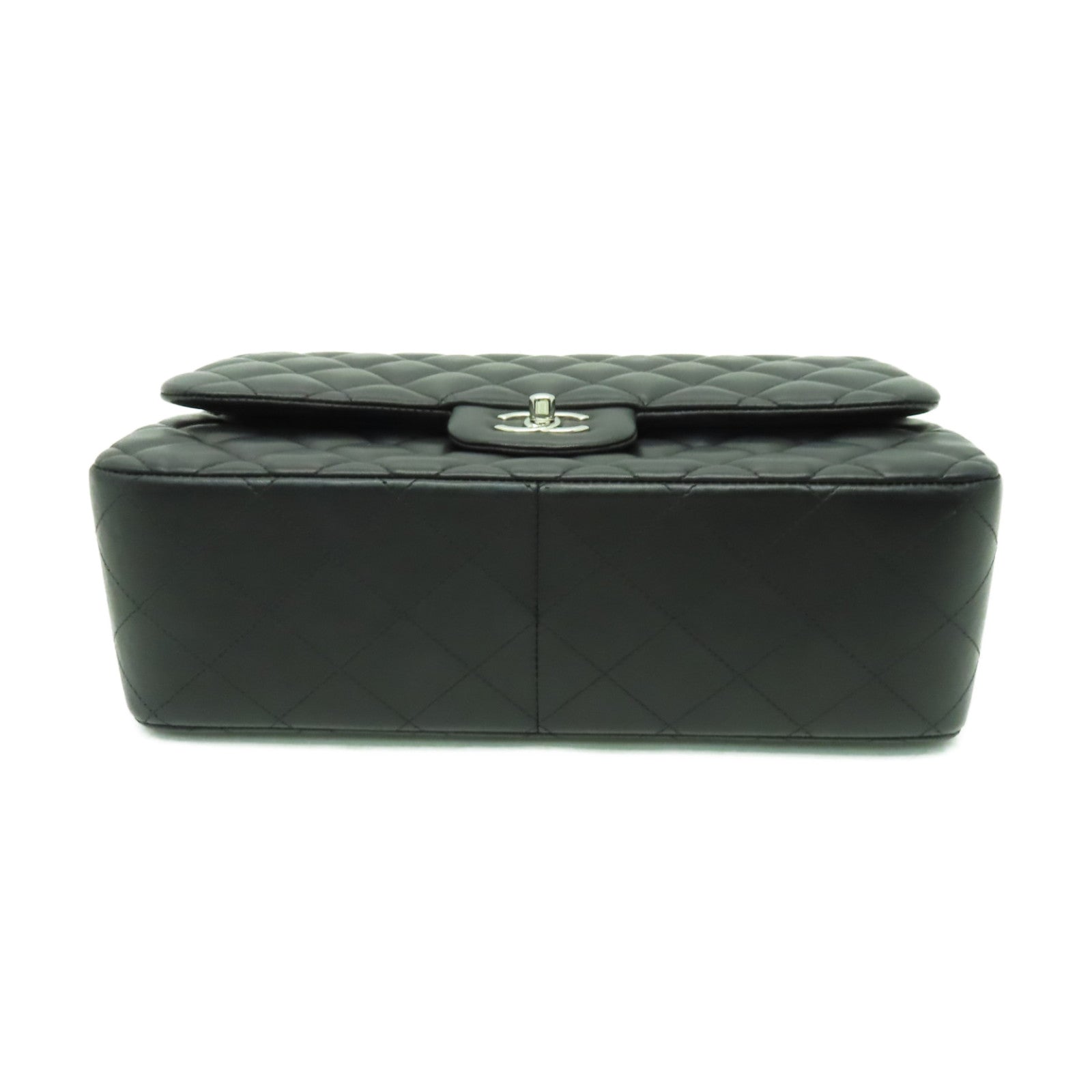 CHANEL 菱格羊皮皮革Classic Flap 30銀扣鏈帶肩背袋黒色