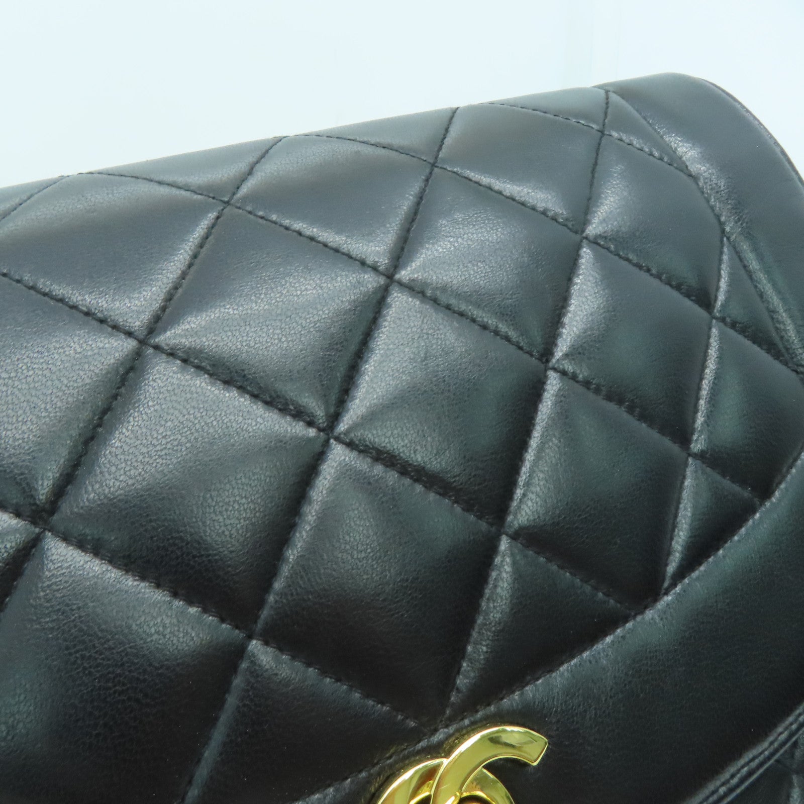 CHANEL 菱格羊皮皮革Diana Chain Shoulder金扣鏈帶肩背袋黑色