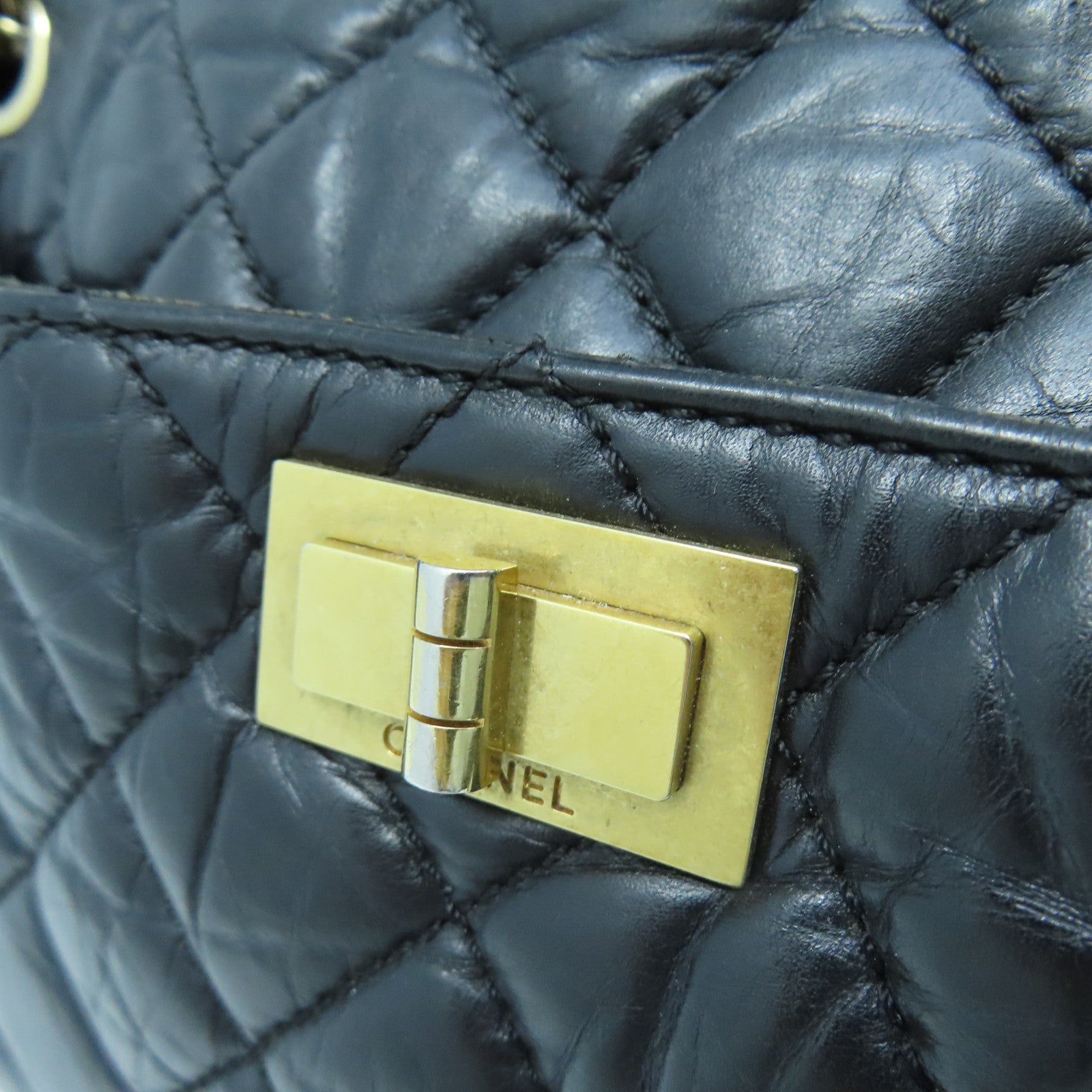 CHANEL rhombic cowhide leather 2.55 Chain Shoulder gold buckle chain shoulder bag black