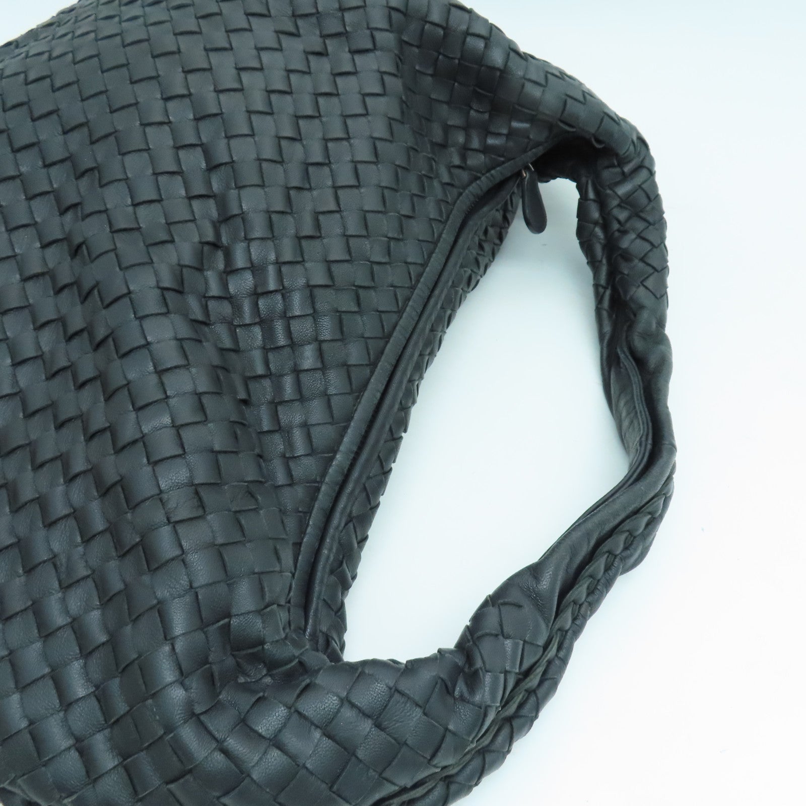 BOTTEGA VENETA 织纹皮革Shouldler Bag手挽袋/肩背袋黑色