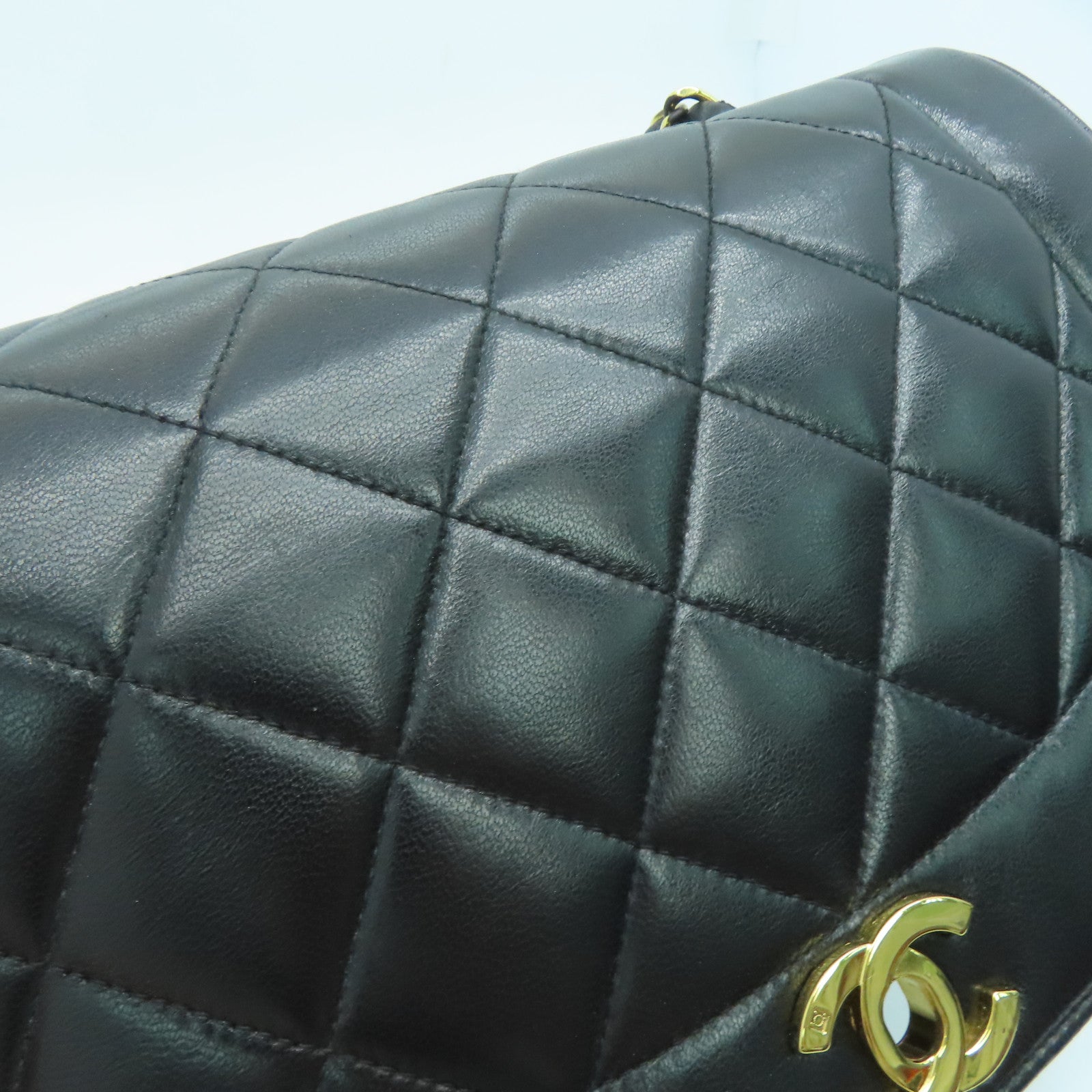 CHANEL 菱格羊皮皮革Diana Chain Shoulder金扣鏈帶肩背袋黑色