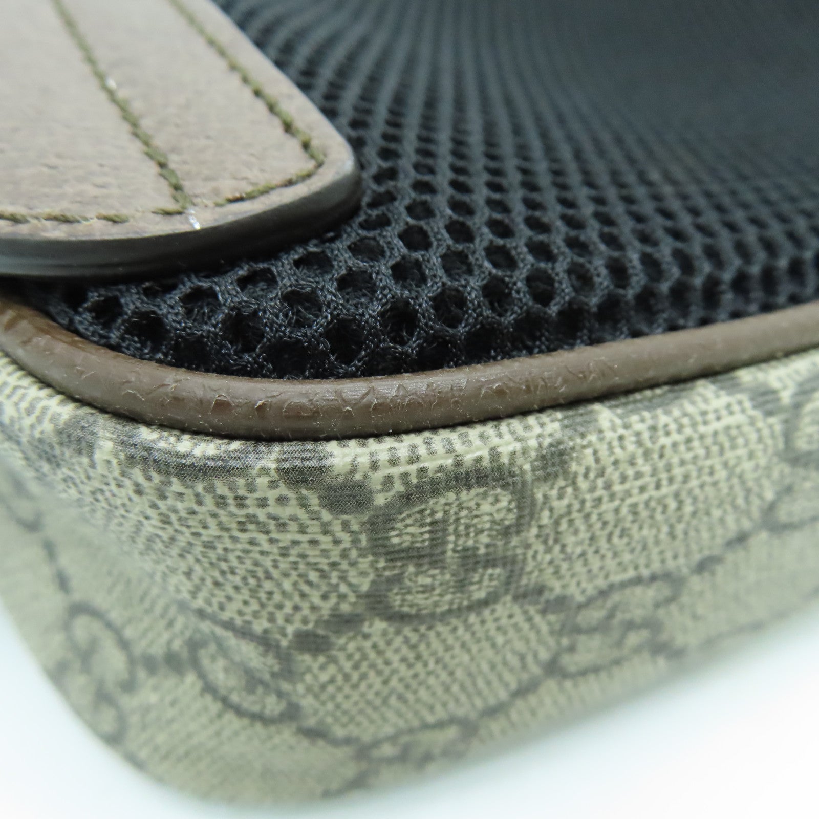 GUCCI 涂层帆布Waist Bag金扣腰包啡色