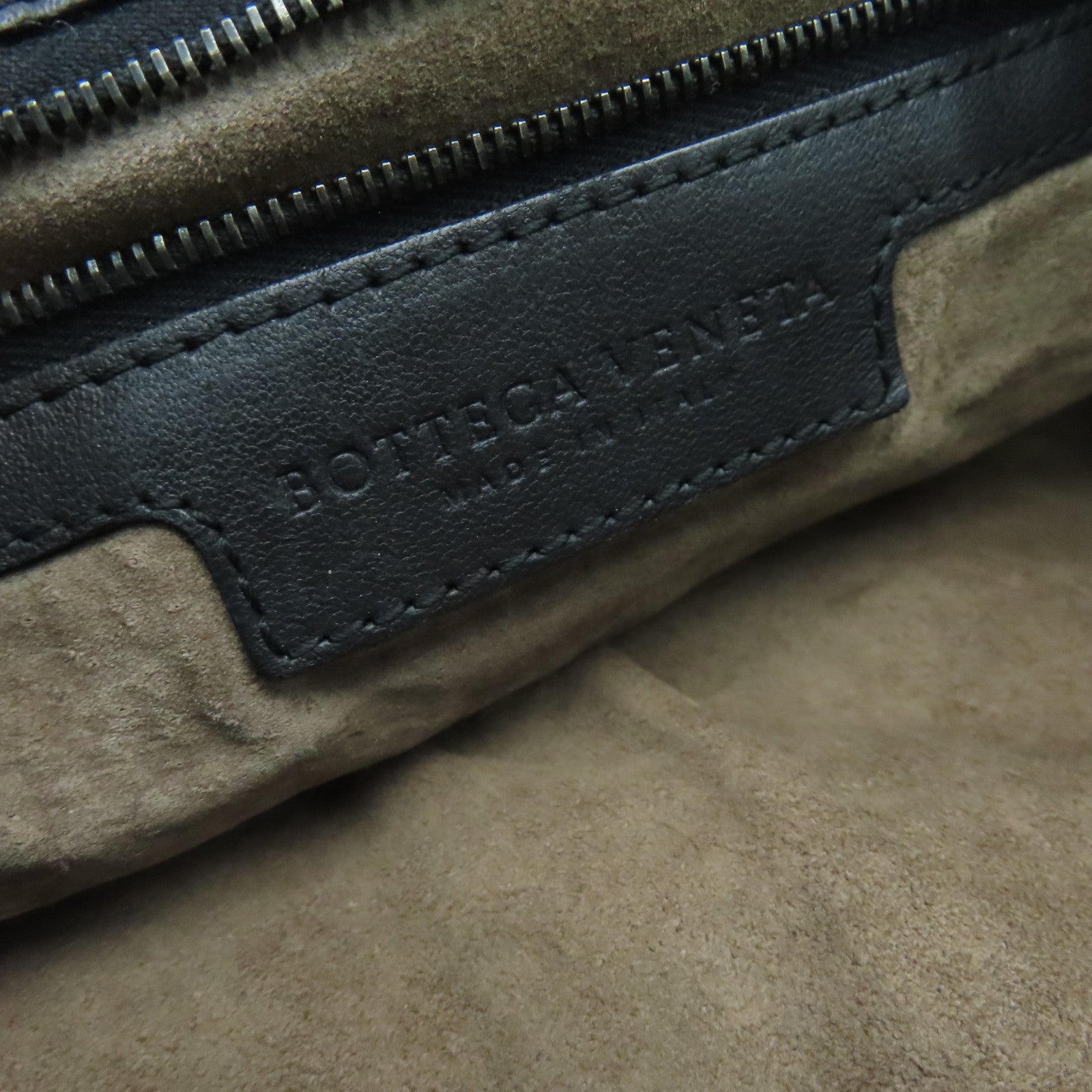 BOTTEGA VENETA 织纹皮革Shouldler Bag手挽袋/肩背袋黑色