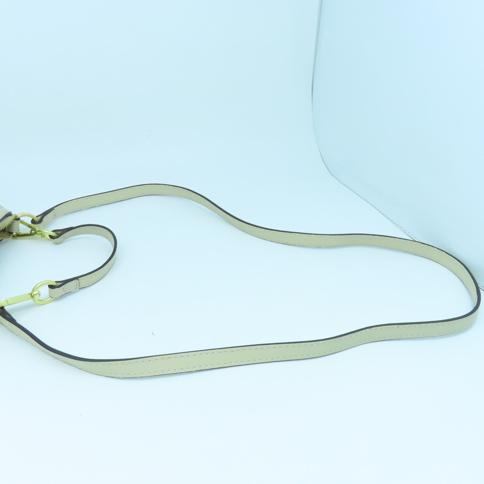 SEE BY CHLOE Cowhide Leather Shoulder Bag Gold Buckle Handle Shoulder Bag Beige