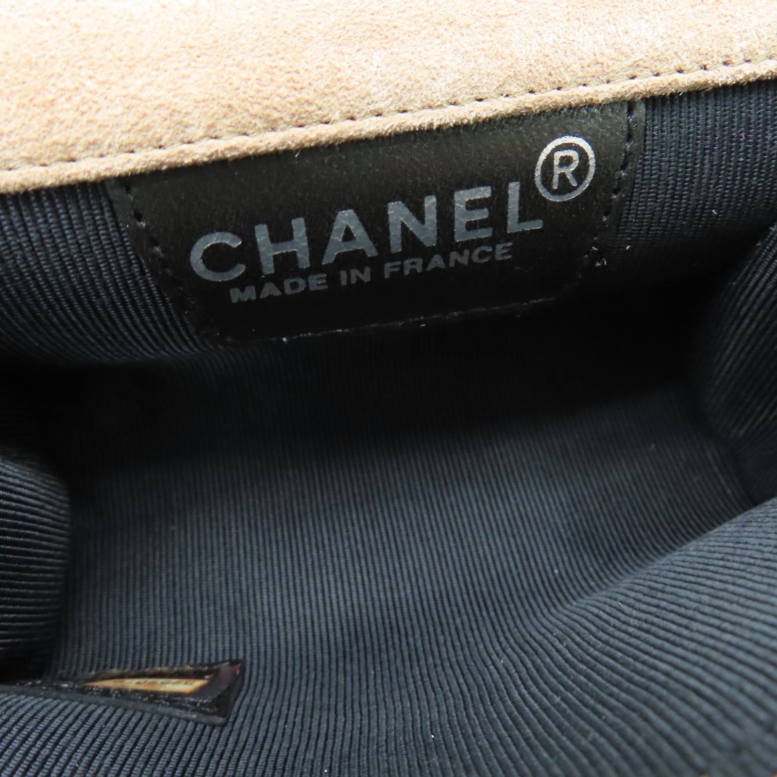 CHANEL 麂皮皮革Shoulder Pouch金扣链带肩背袋多色