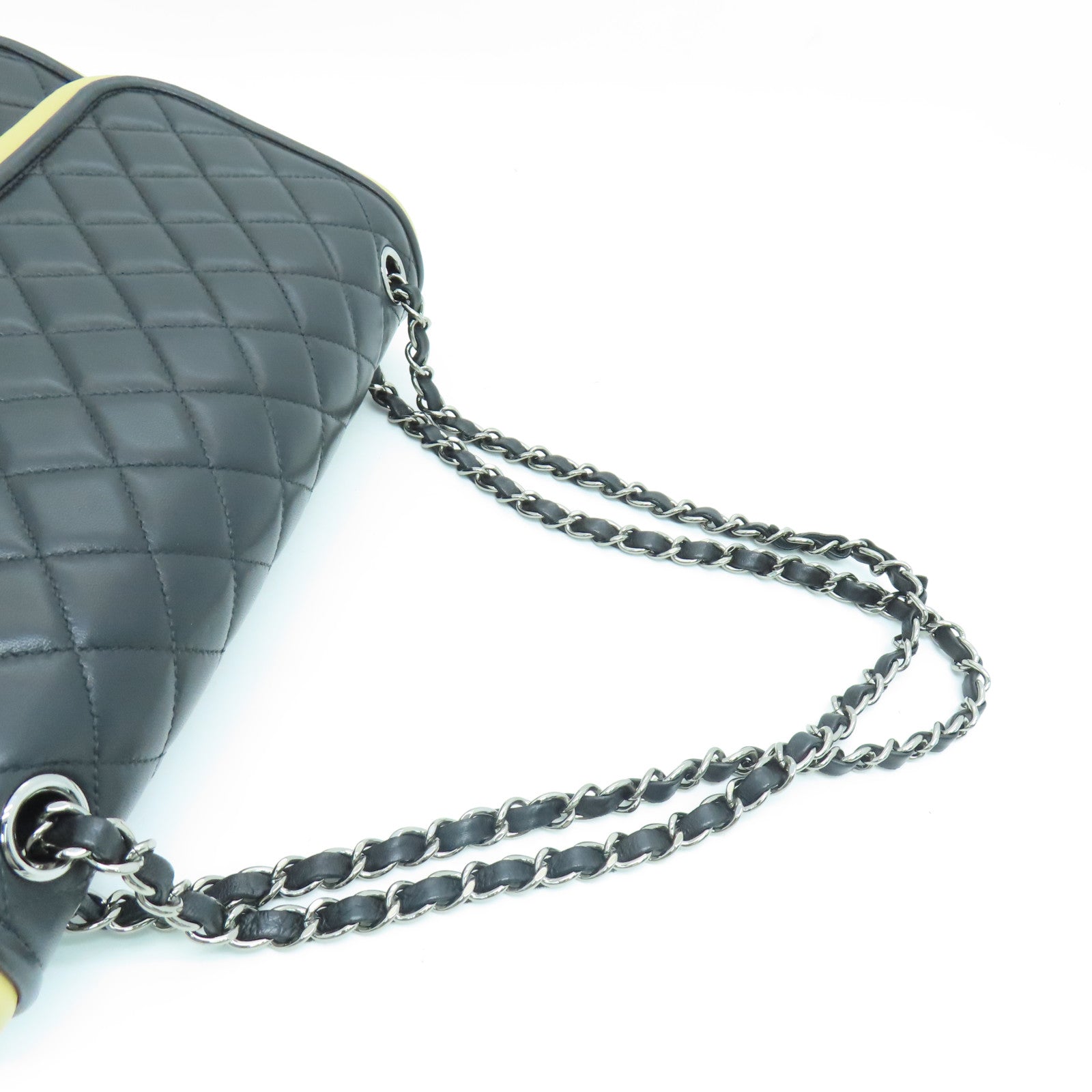 CHANEL 菱格羊皮皮革Chain Shoulder银扣链带肩背袋黑色杏色