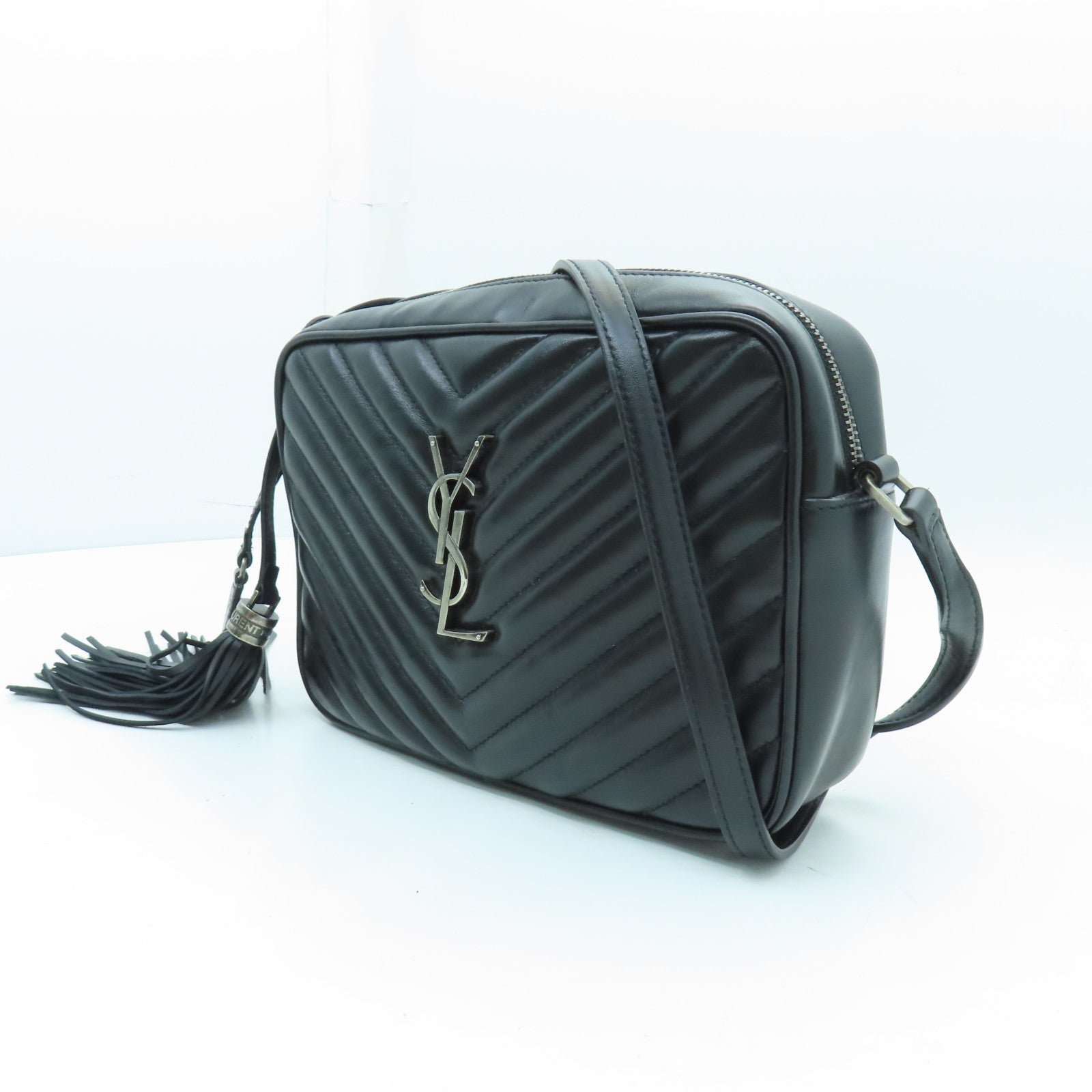 YVES SAINT LAURENT 牛皮皮革Shoulder Bag銀扣肩背袋黑色