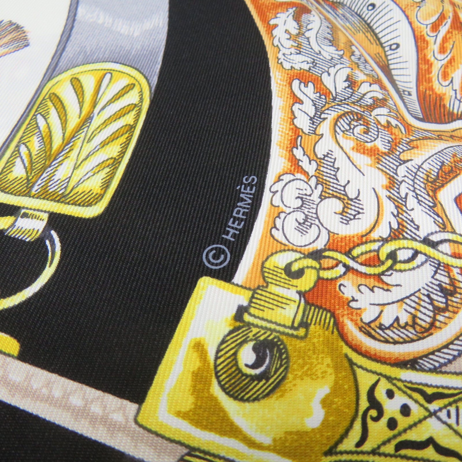 HERMES 絲質Scarf絲巾綠色/黑色/彩色