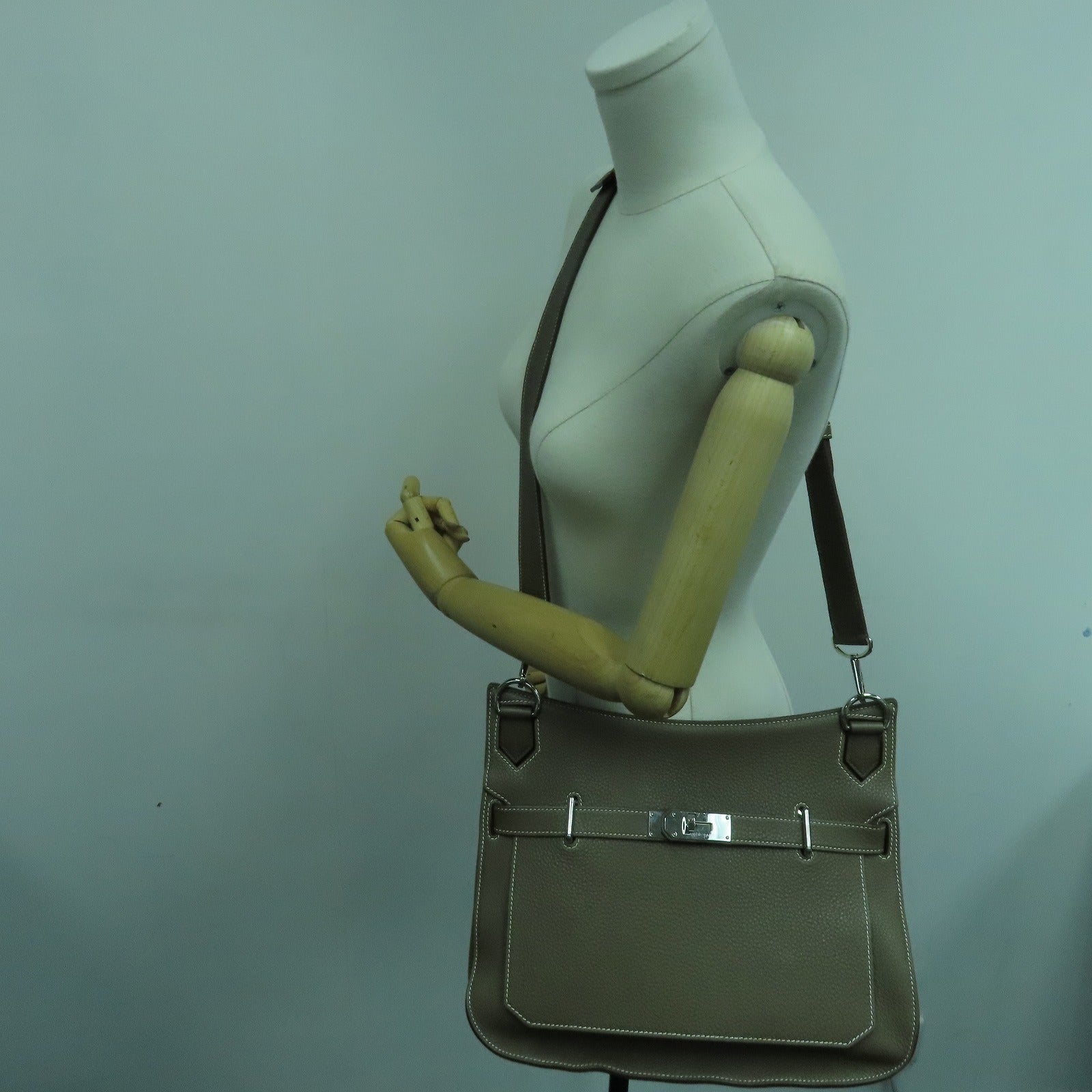 HERMES Clemence皮革Jypsiere 34银扣肩背袋Etoupe灰色