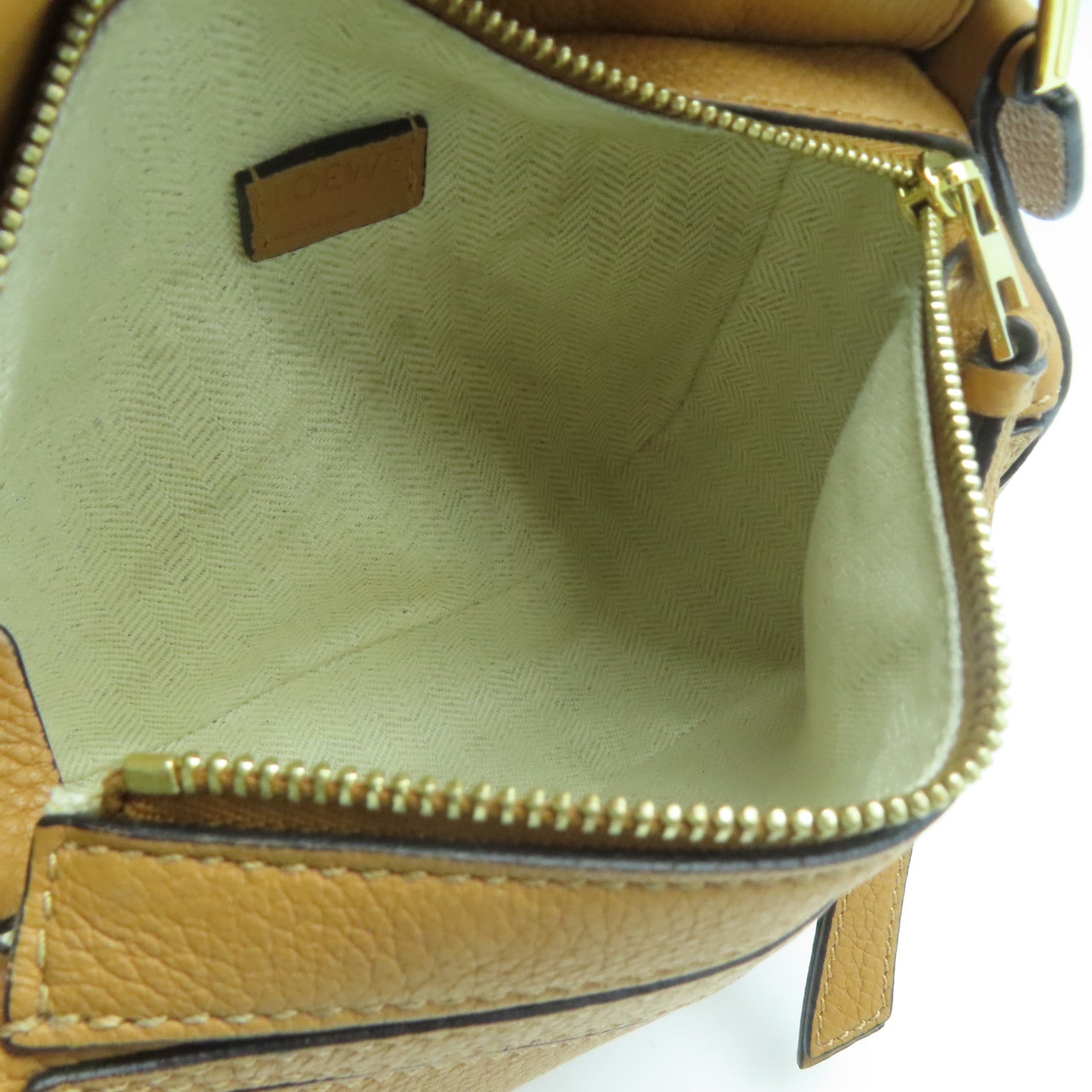 LOEWE 牛皮皮革Mini Puzzle金扣手挽肩背兩用袋啡色