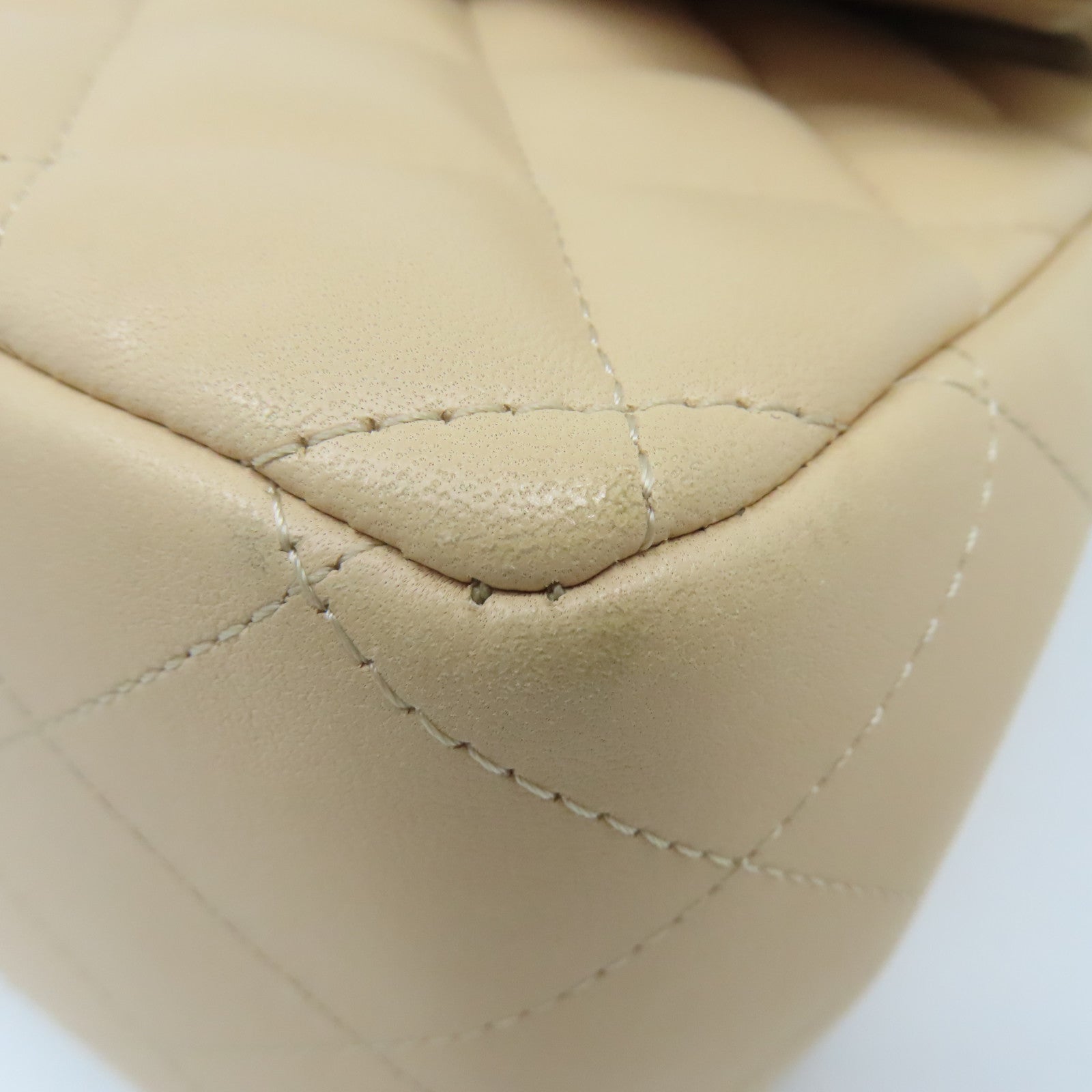 CHANEL 【激減優惠】菱格羊皮皮革Jumbo Chain Shoulder Bag金扣鏈帶肩背袋杏色
