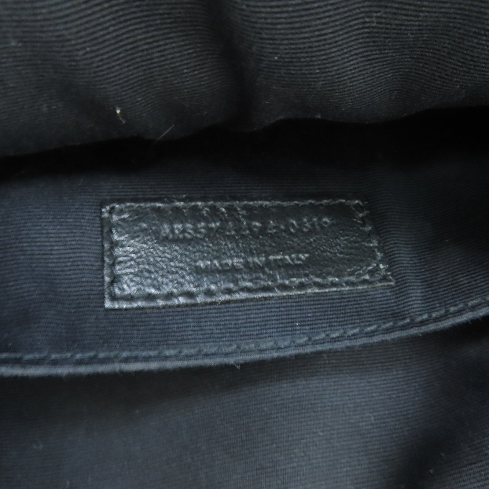 YVES SAINT LAURENT 牛皮皮革Shoulder Bag銀扣肩背袋黑色