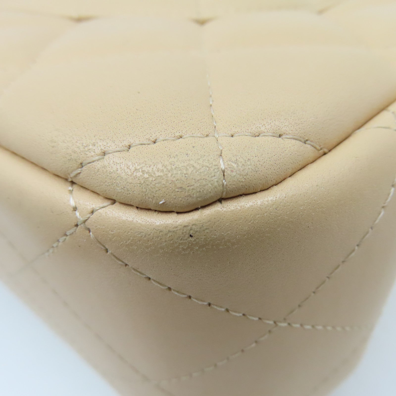 CHANEL 【激減優惠】菱格羊皮皮革Jumbo Chain Shoulder Bag金扣鏈帶肩背袋杏色