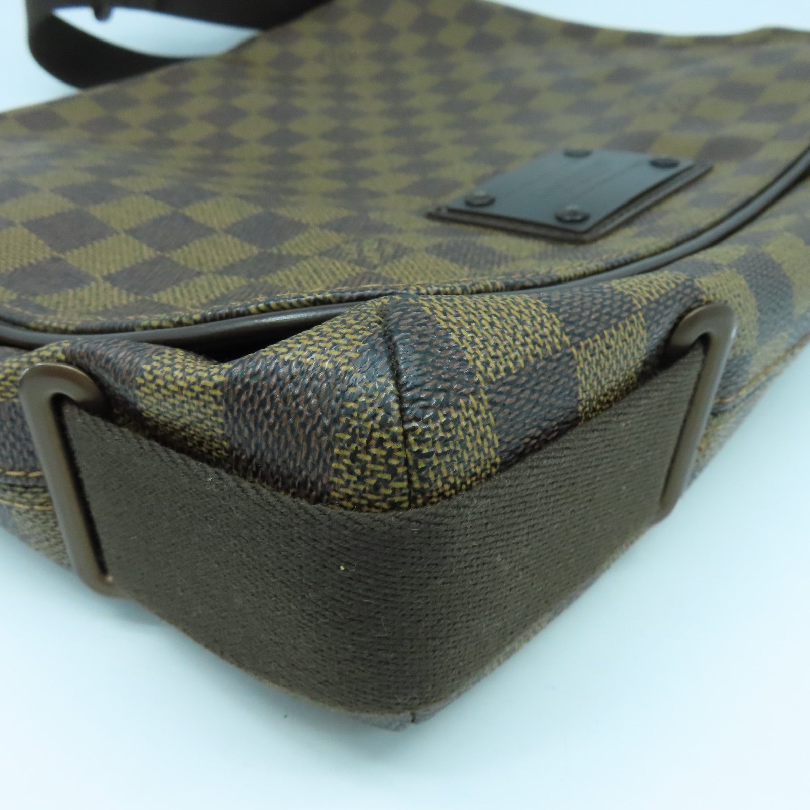 LOUIS VUITTON Damier Brooklyn MM Gold Buckle Shoulder Bag Brown