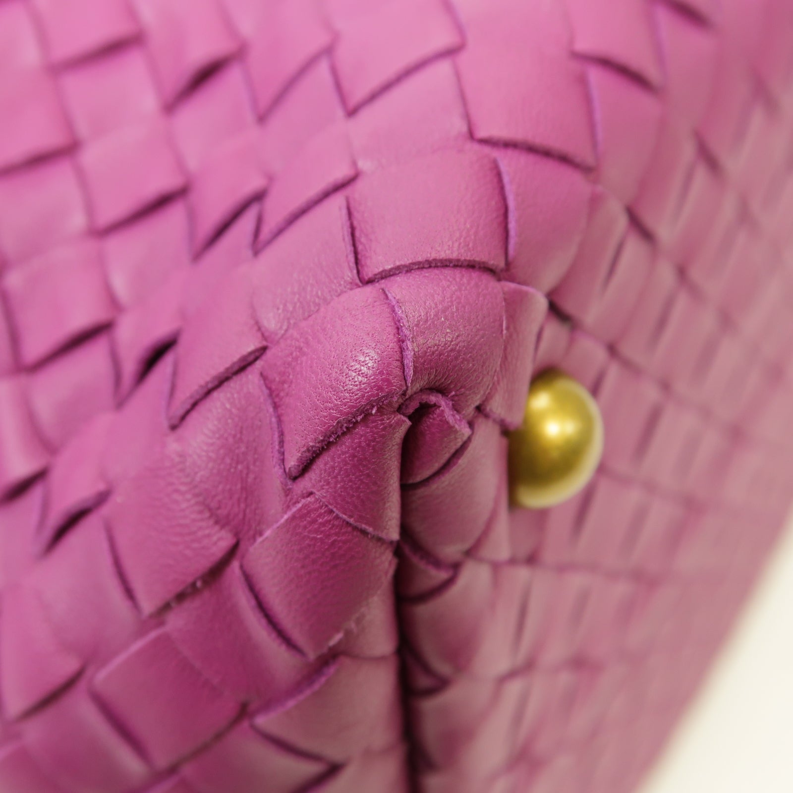 BOTTEGA VENETA 織紋皮革Montaigne Handbag金扣手挽袋紫色