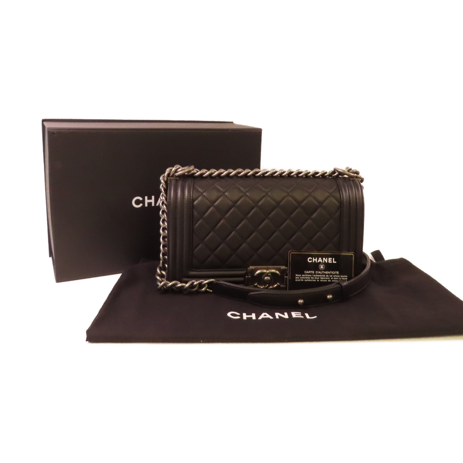 CHANEL 菱格羊皮皮革Boy 25cm Chain Shoulder Bag銀扣鏈帶肩背袋黑色