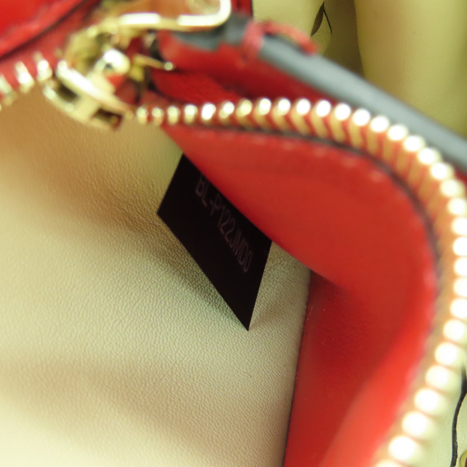 Valentino 菱格牛皮皮革Chain Shoulder Bag金扣手挽肩背兩用袋米色