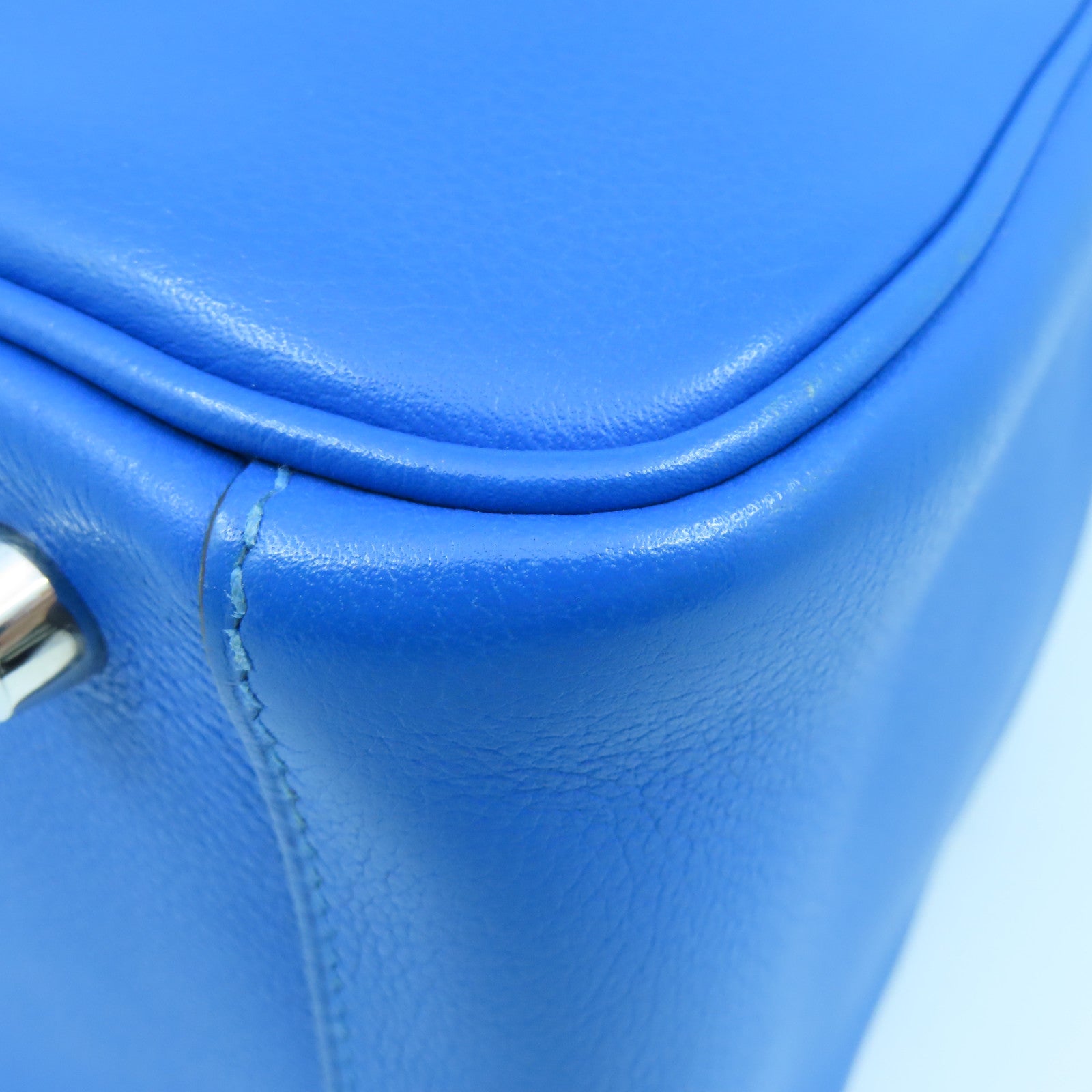 HERMES Evercolor皮革Lindy 26银扣手挽肩背两用袋Bleu Hydra蓝色