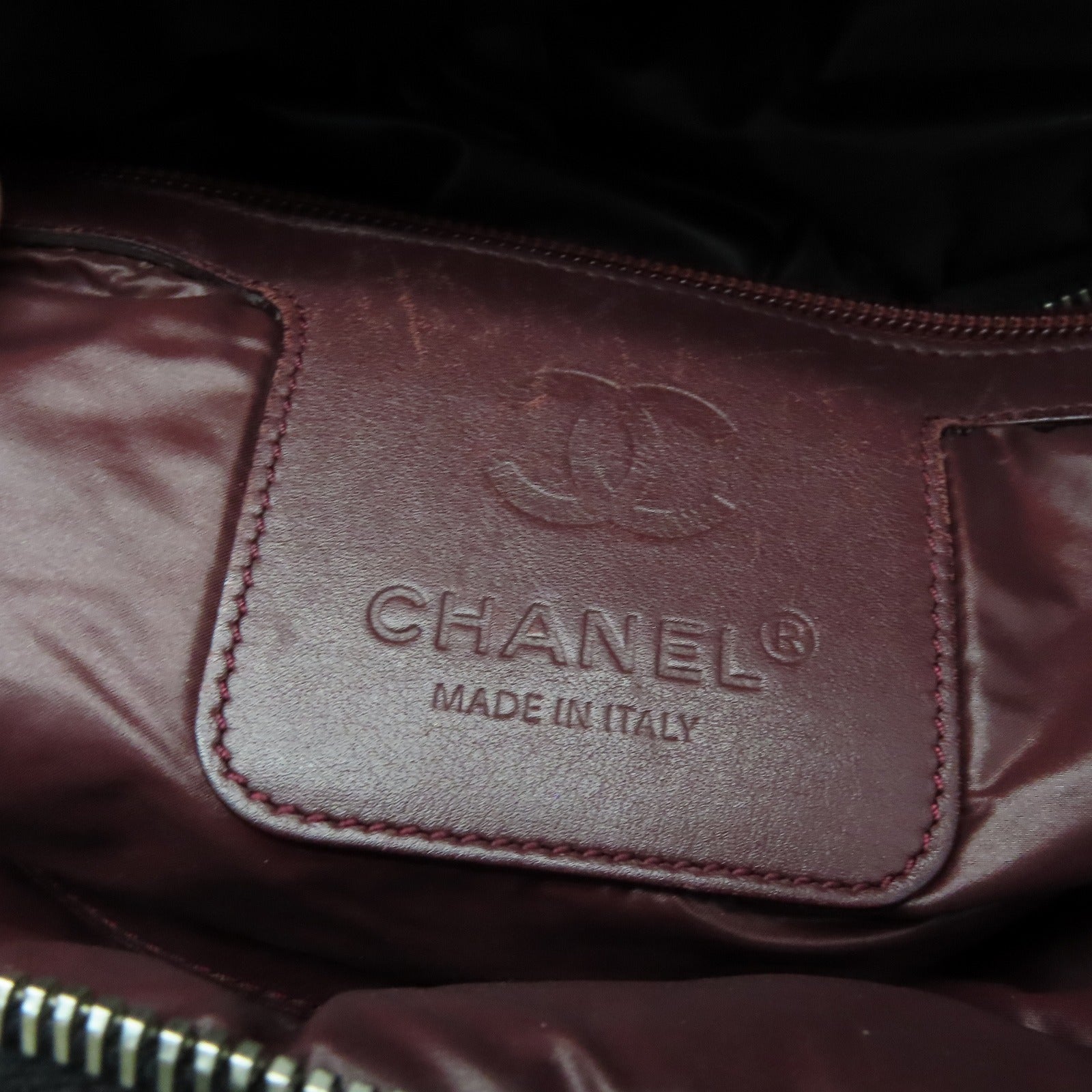 CHANEL 菱格尼龙Coco Cocoon银扣手挽袋黑色
