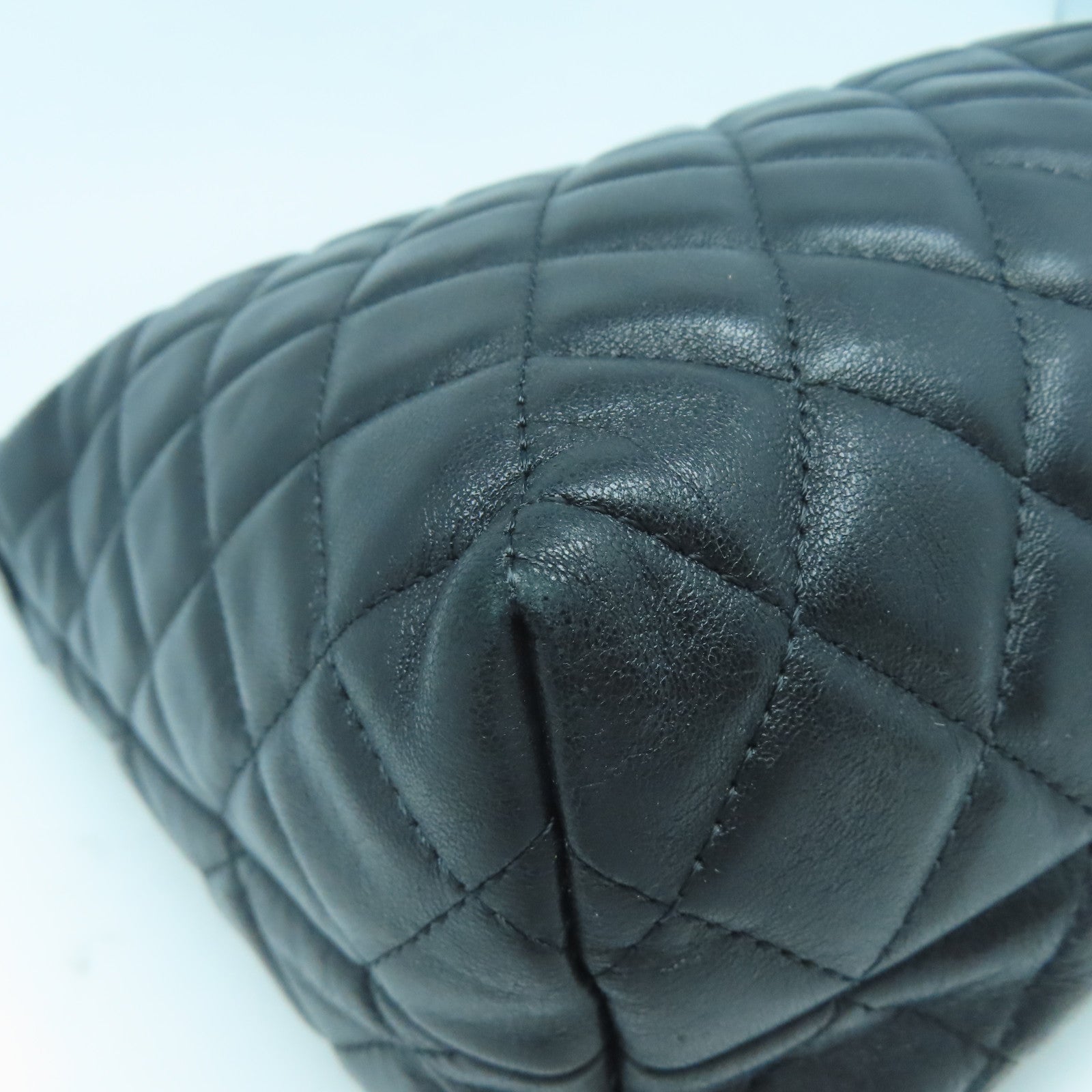 CHANEL 菱格羊皮皮革Handbag銀扣手挽袋黑色