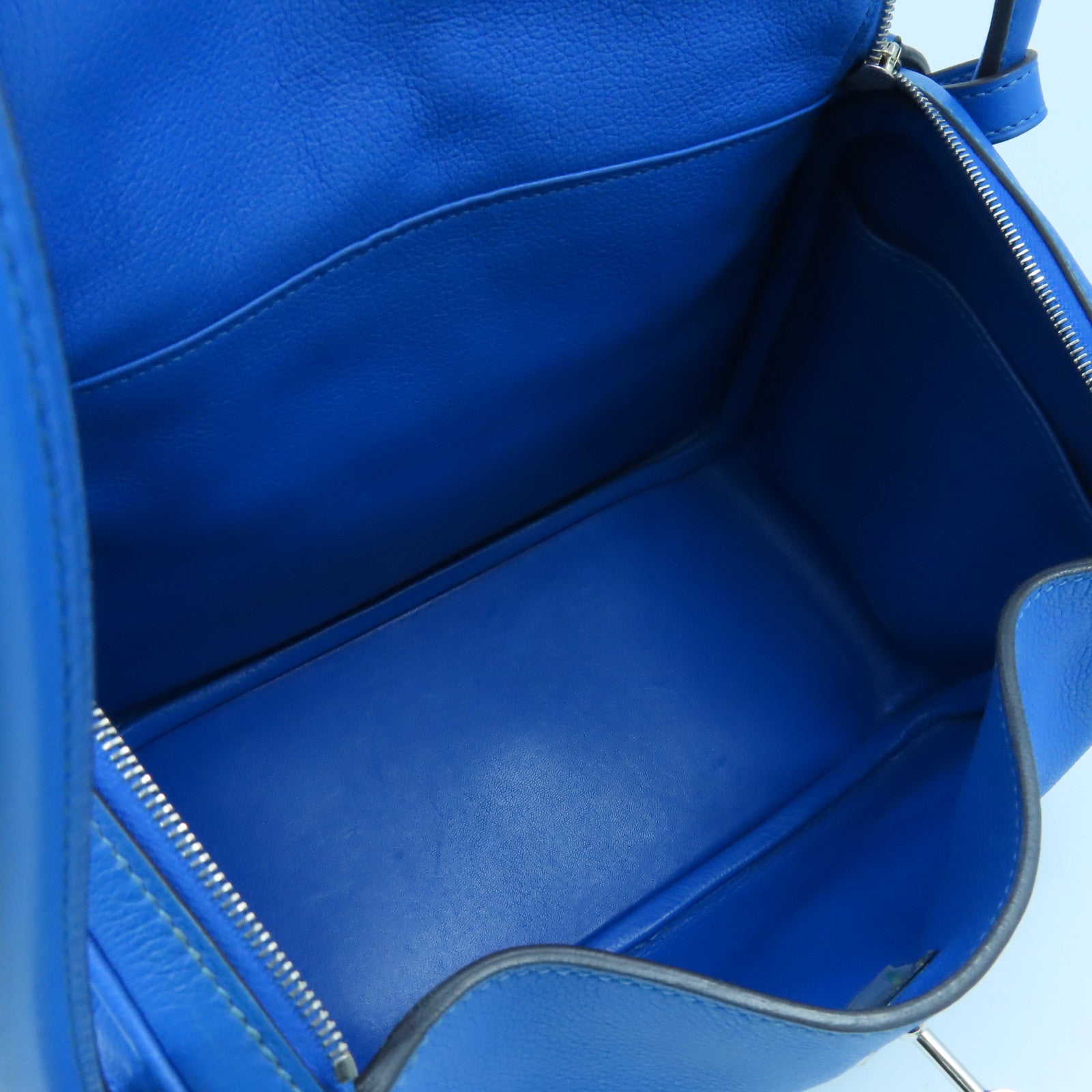 HERMES Evercolor皮革Lindy 26银扣手挽肩背两用袋Bleu Hydra蓝色