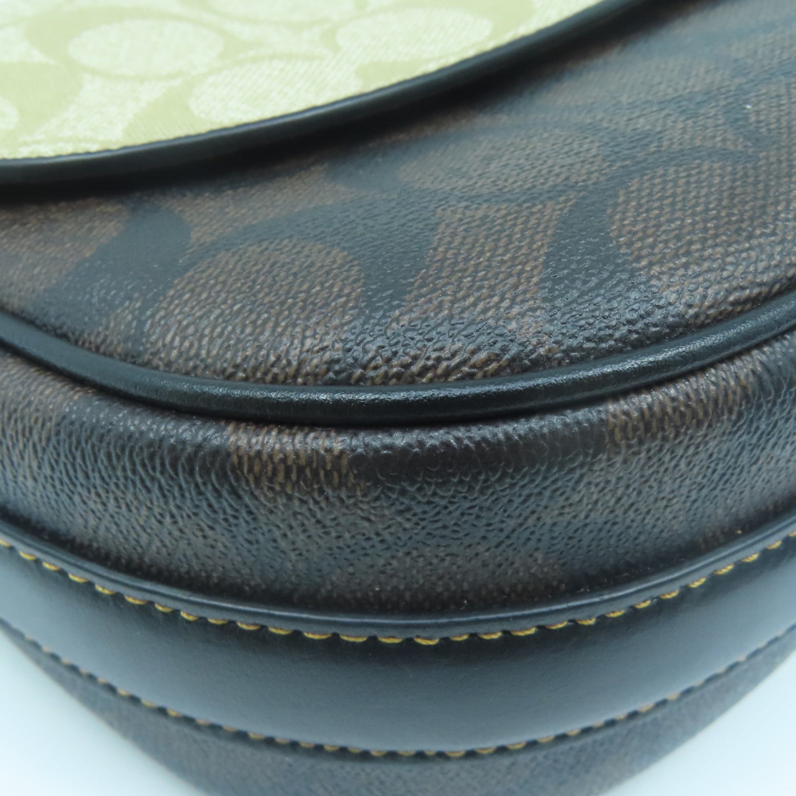 COACH 塗層帆布Shoulder Bag金扣肩背袋啡色米色