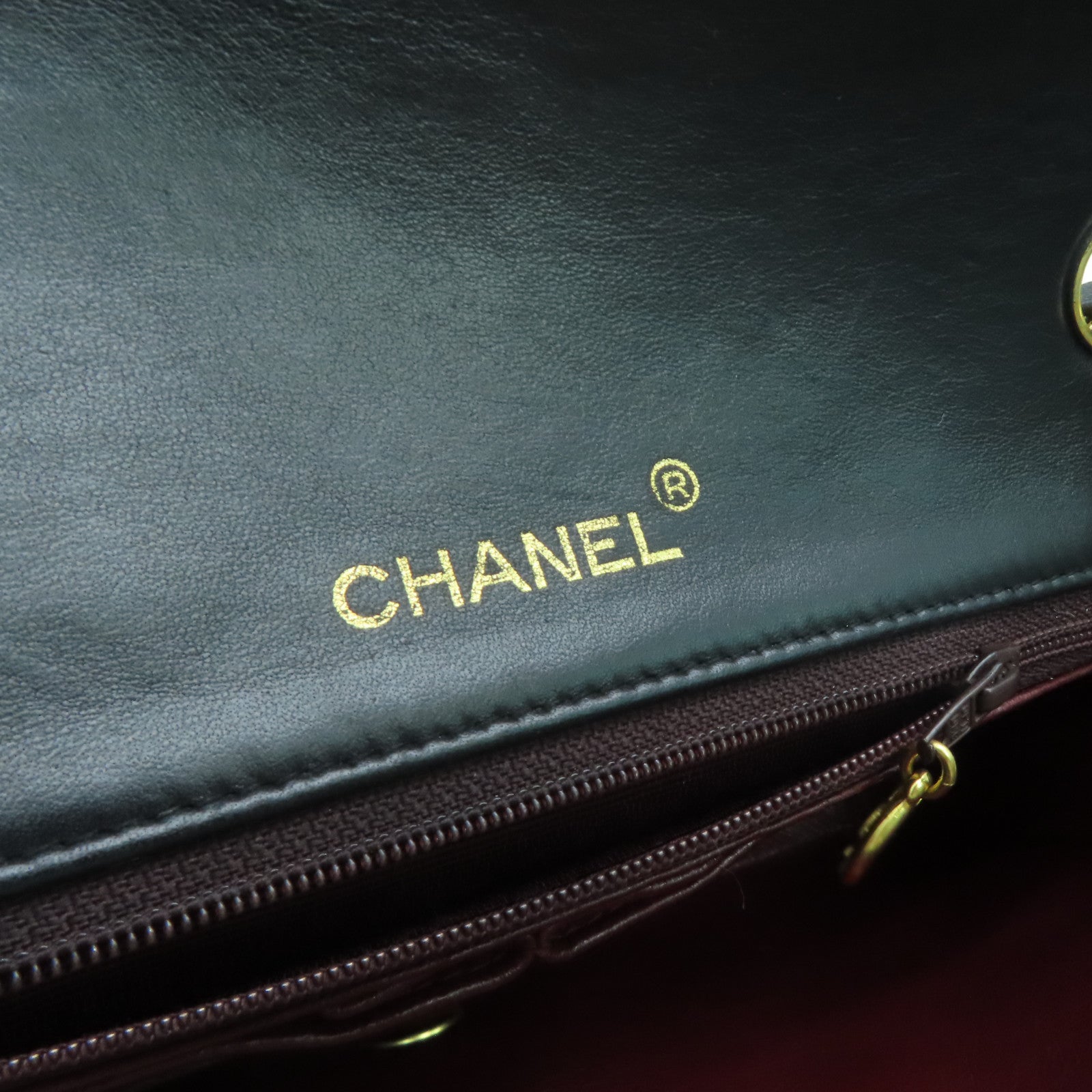 CHANEL 菱格羊皮皮革Chain Shoulder金扣鏈帶肩背袋黑色