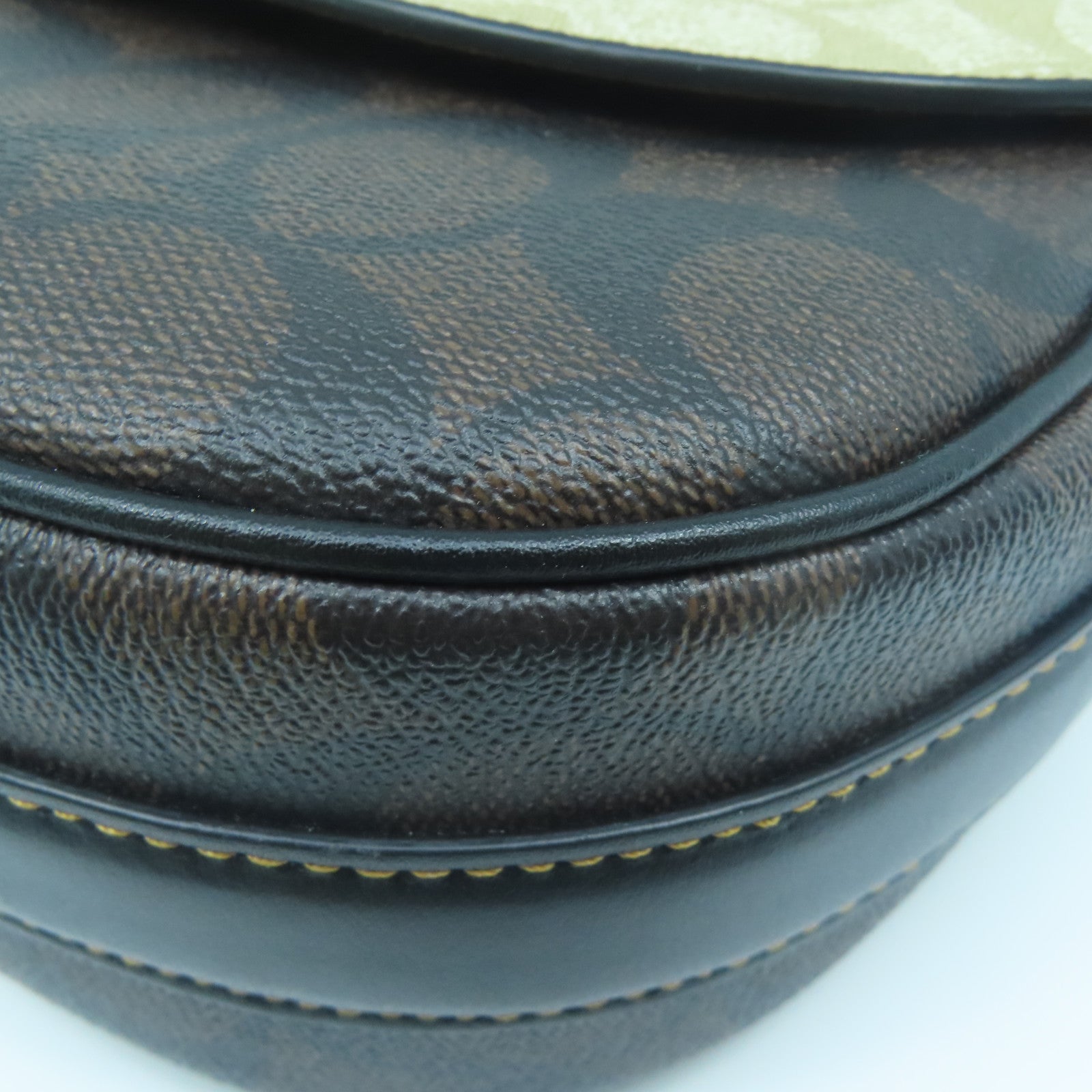 COACH 塗層帆布Shoulder Bag金扣肩背袋啡色米色