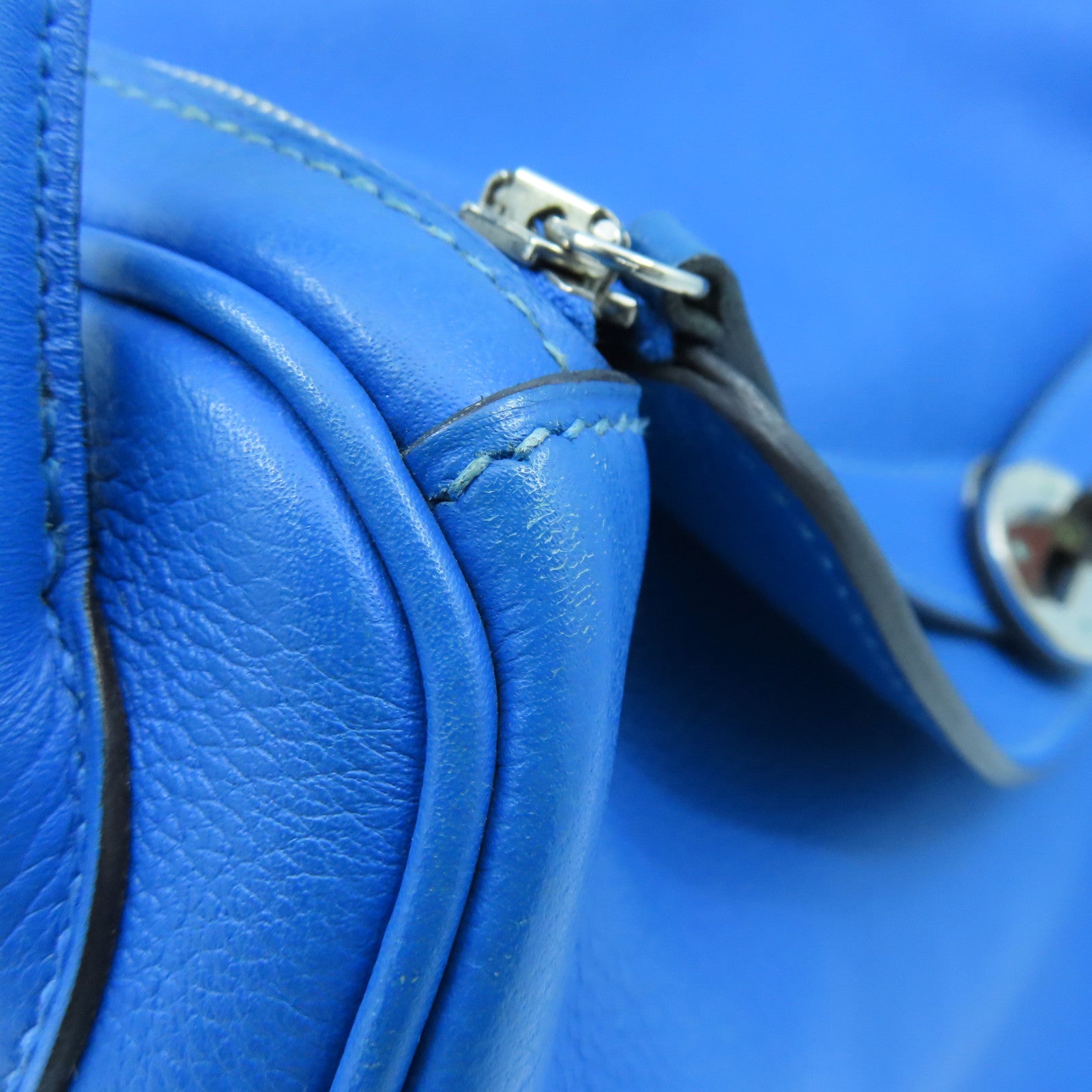 HERMES Evercolor皮革Lindy 26银扣手挽肩背两用袋Bleu Hydra蓝色