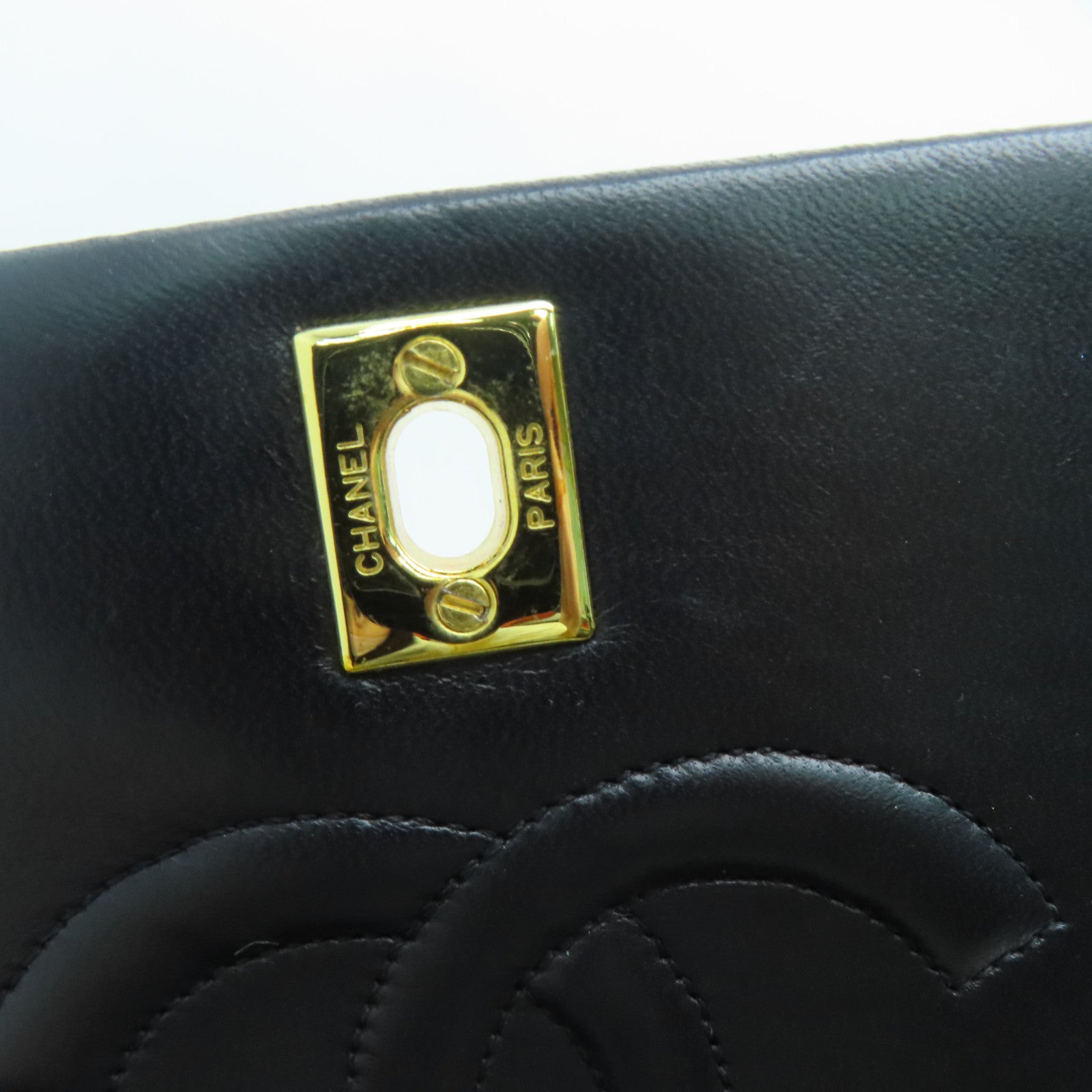 CHANEL 菱格羊皮皮革Chain Shoulder金扣鏈帶肩背袋黑色