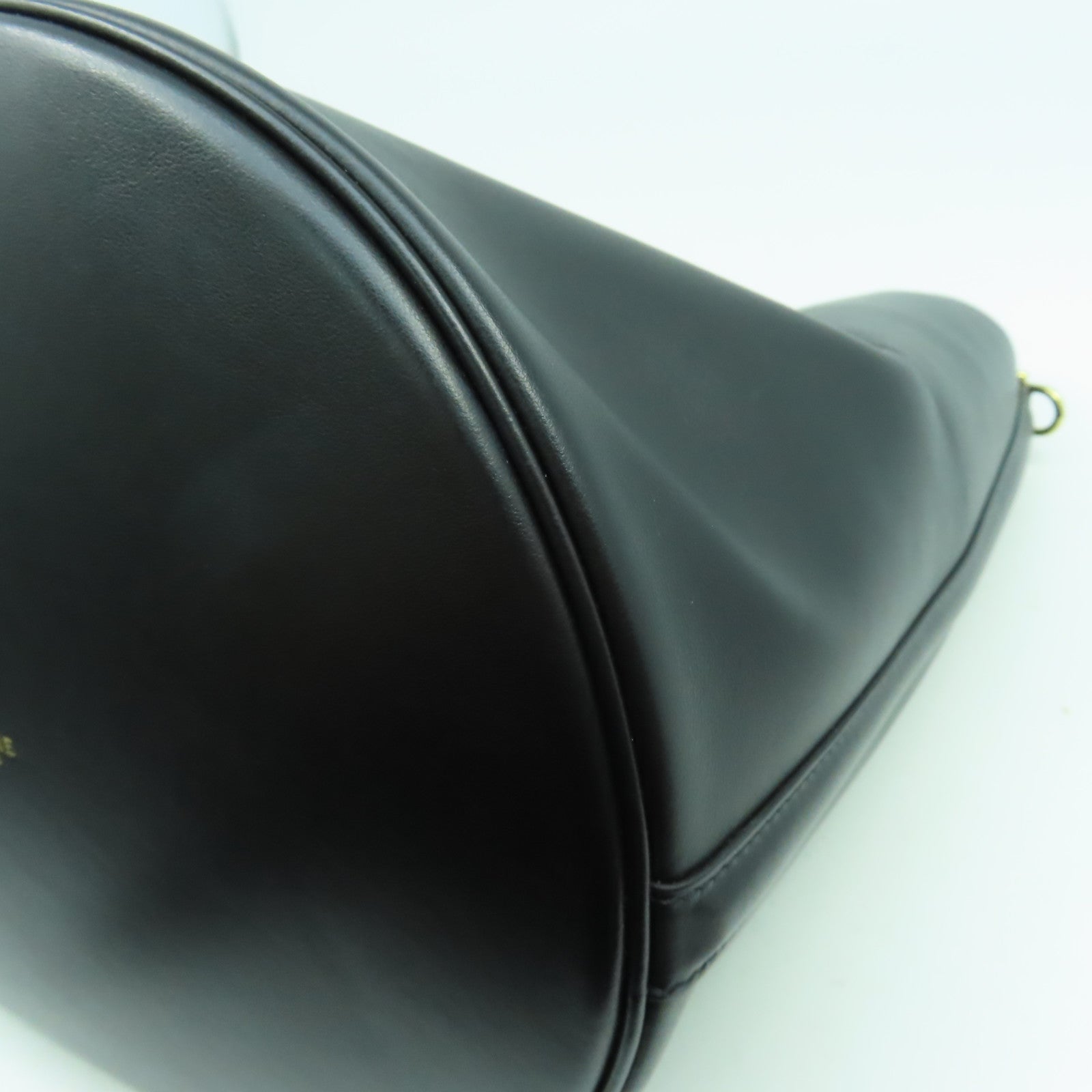 CELINE 【激減優惠】牛皮皮革Bucket 16金扣手挽肩背兩用袋黑色