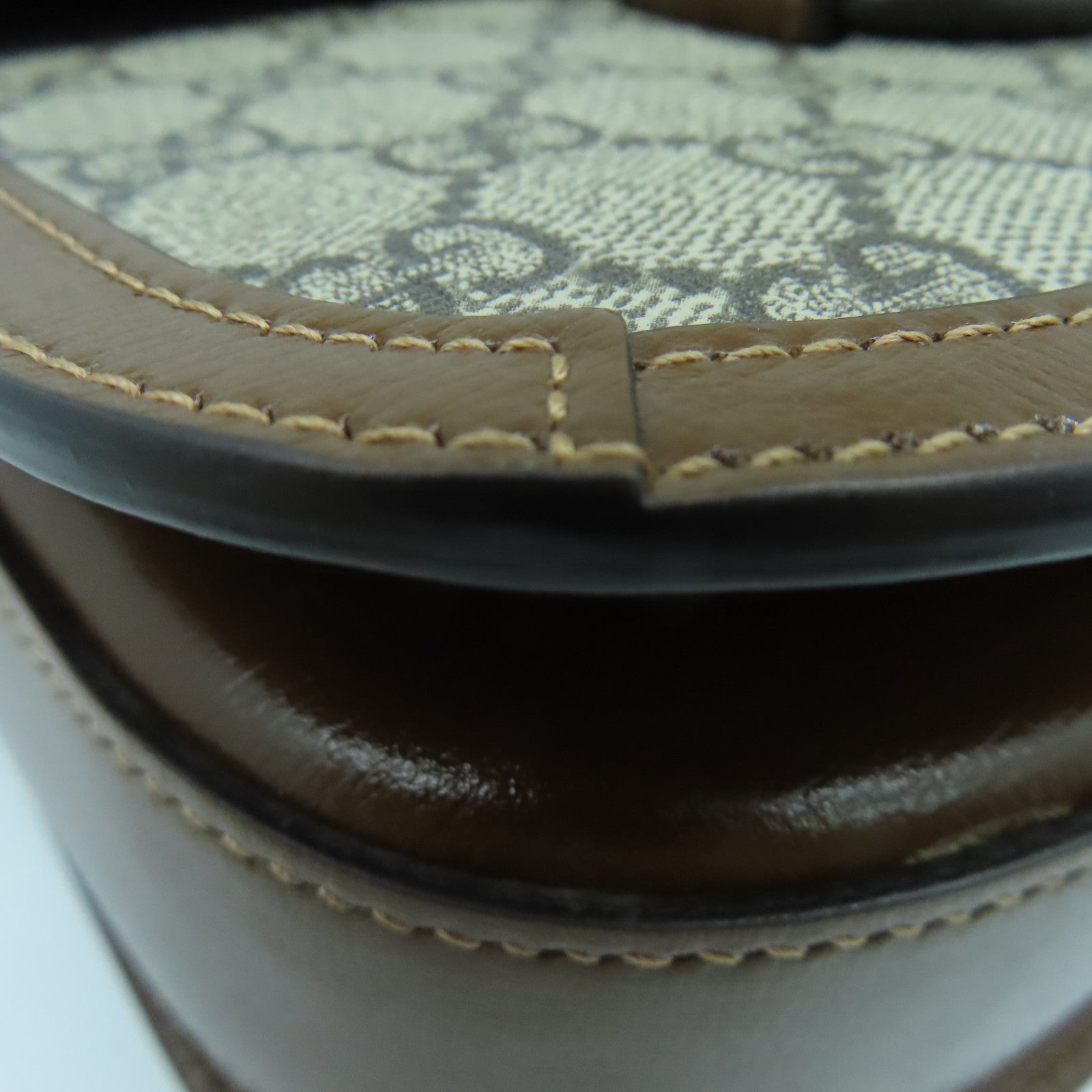 GUCCI Coated Canvas GG Supreme 1955 Gold Buckle Shoulder Bag Brown
