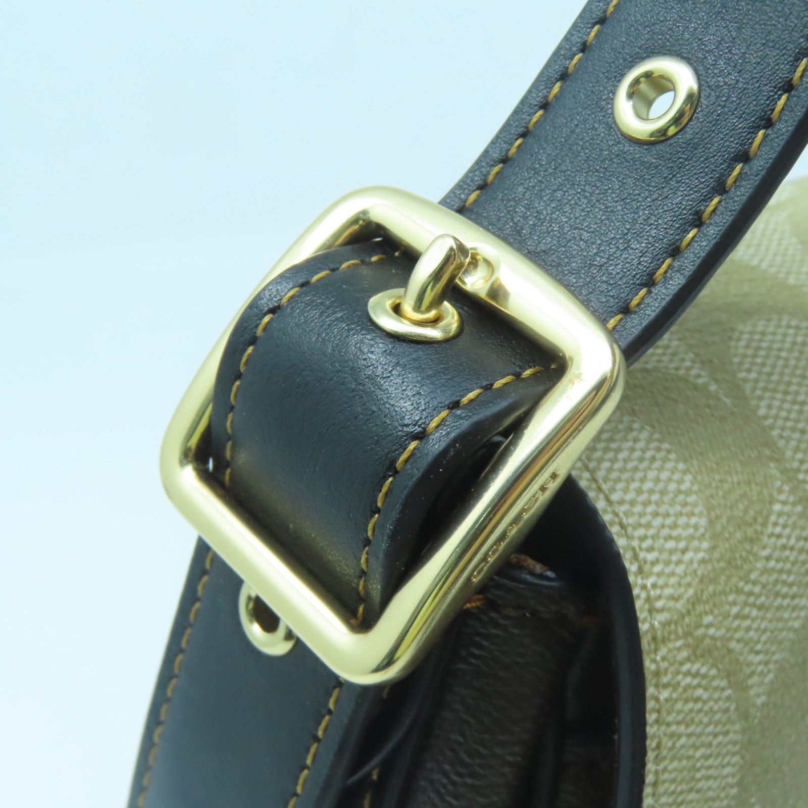 COACH 塗層帆布Shoulder Bag金扣肩背袋啡色米色