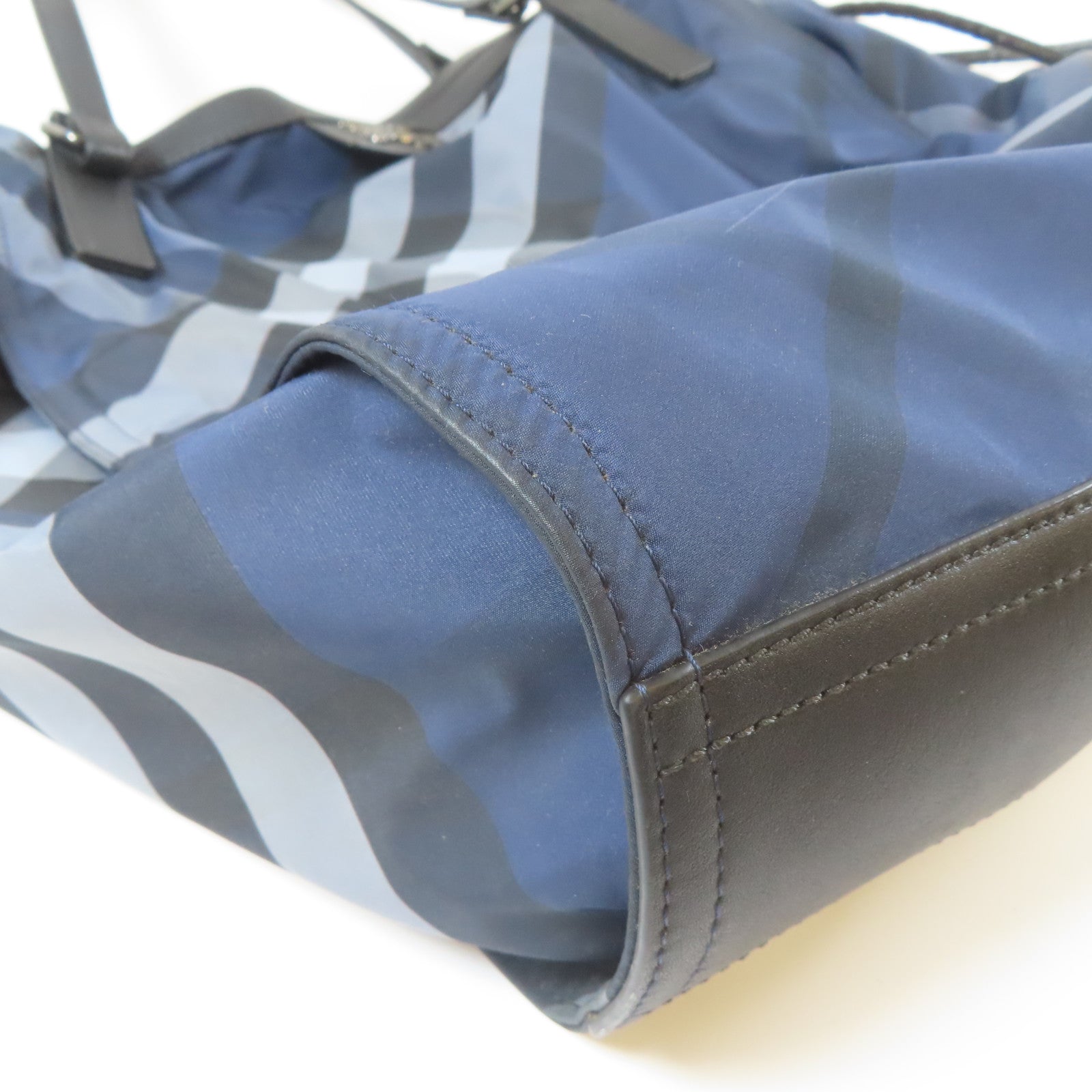 BURBERRY 尼龍Tote Bag黑扣手挽袋藍色/黑色/灰色