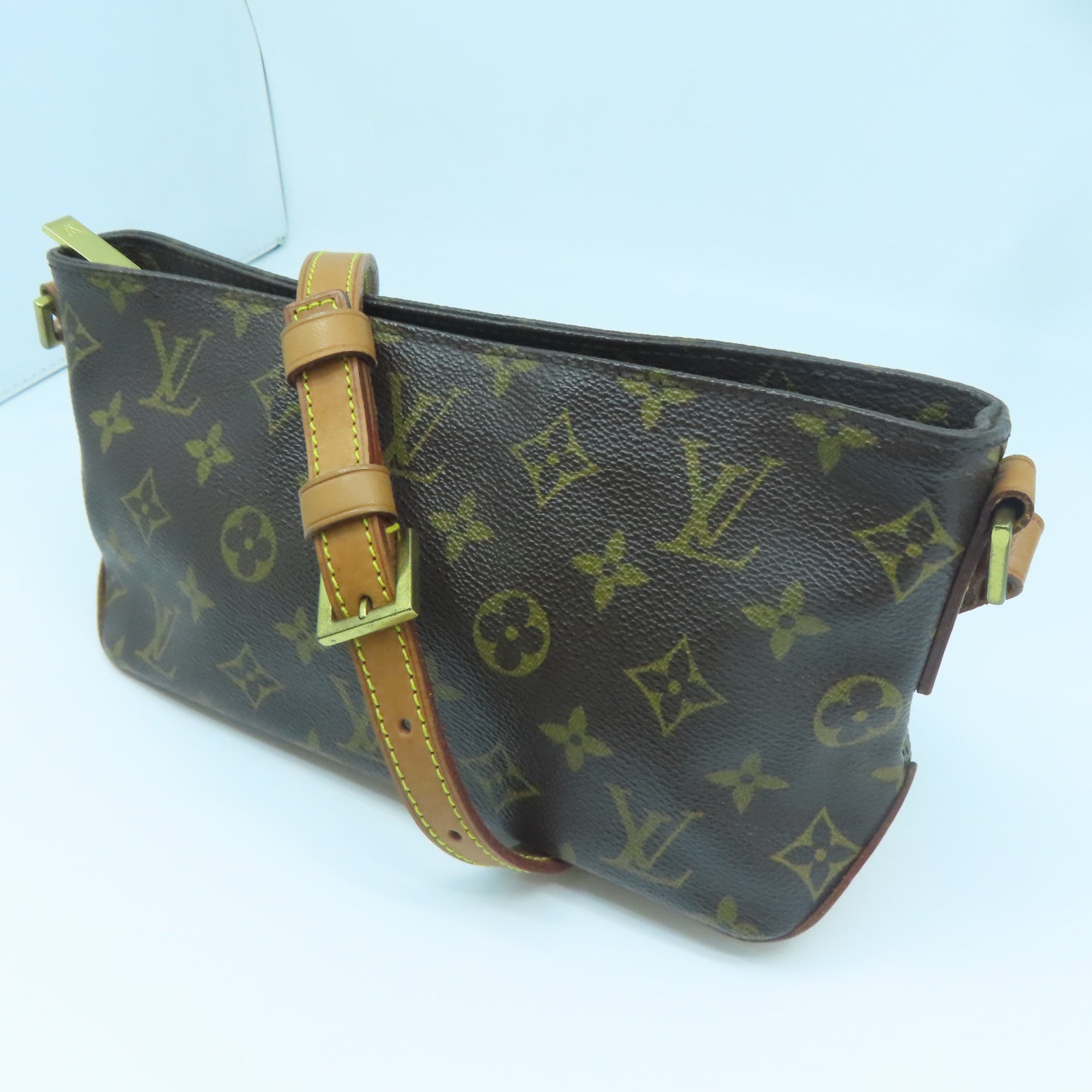 LOUIS VUITTON Monogram Trotteur金扣肩背袋啡色