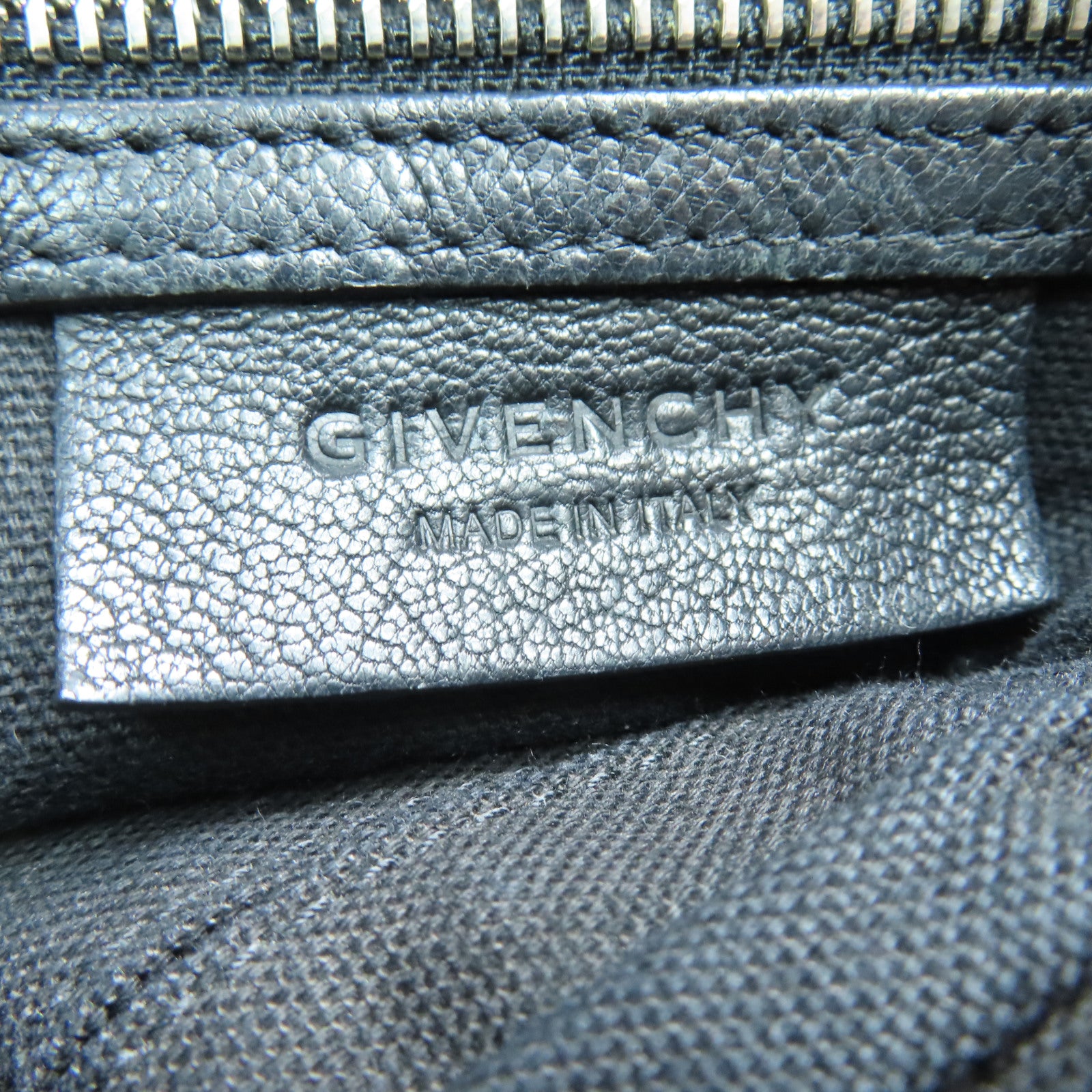 GIVENCHY 牛皮皮革Pandora银扣手挽肩背两用袋黑色