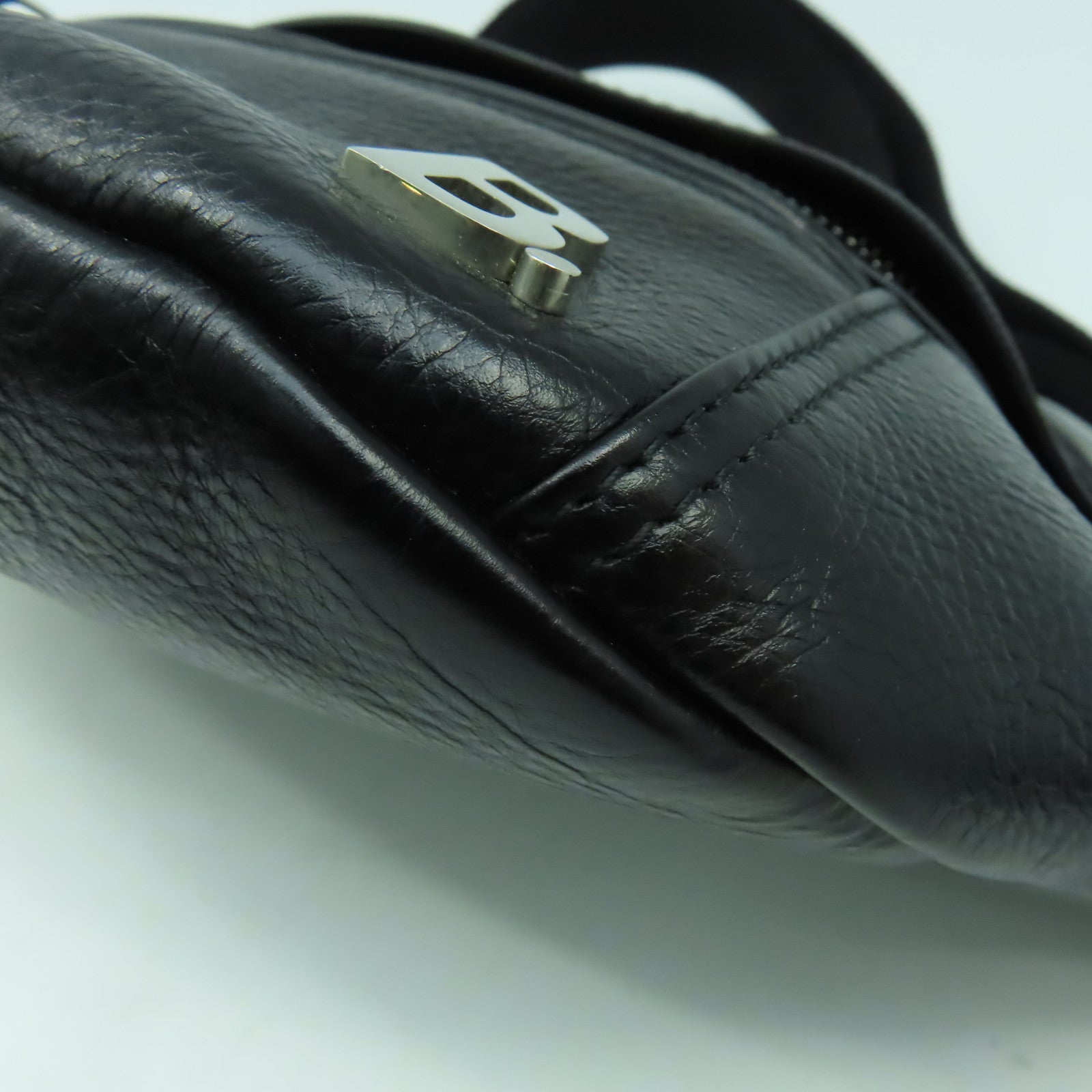 BALENCIAGA 牛皮皮革Waist Bag銀扣腰包黑色