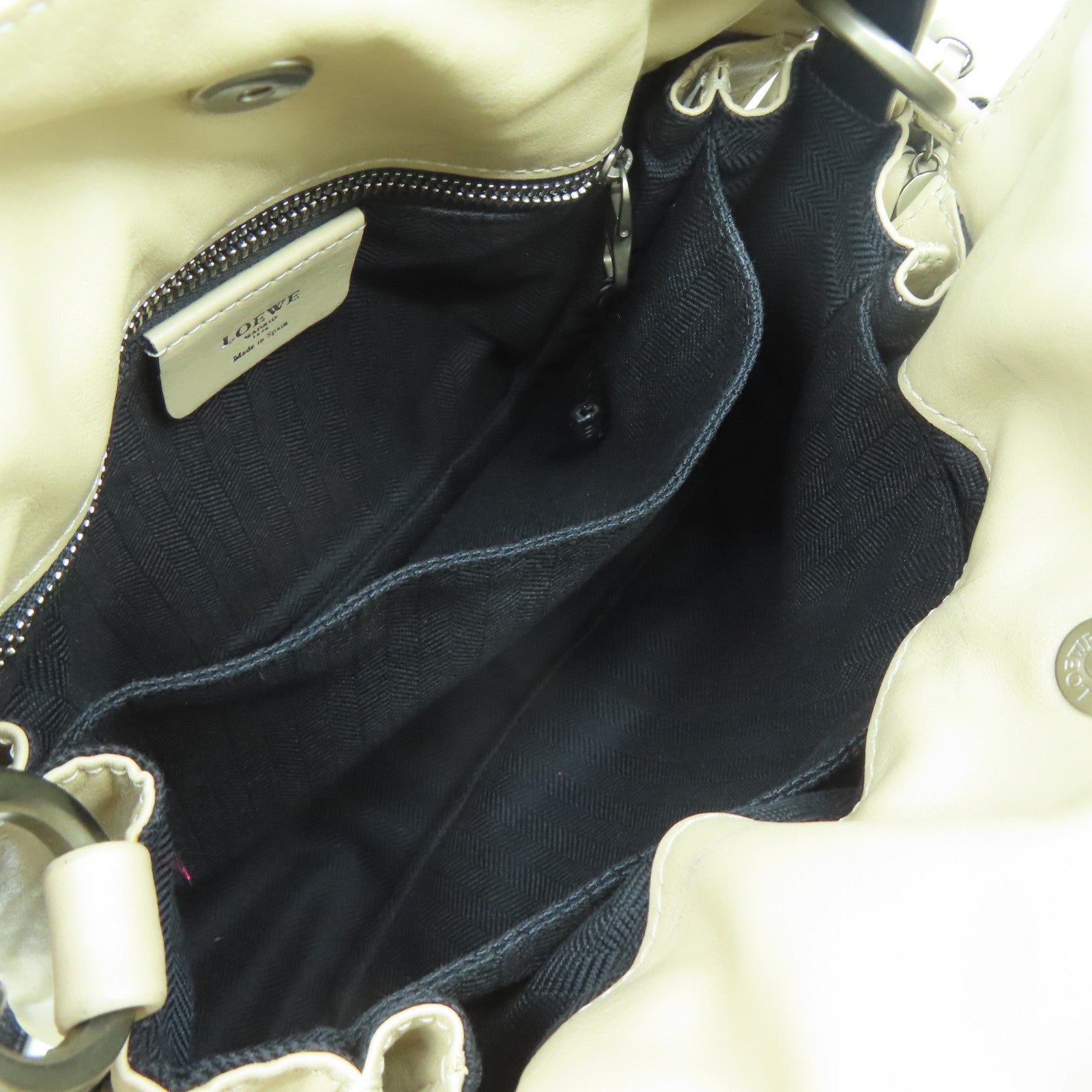 LOEWE 【激減優惠】牛皮皮革Shoulder Bag銀扣肩背袋杏色
