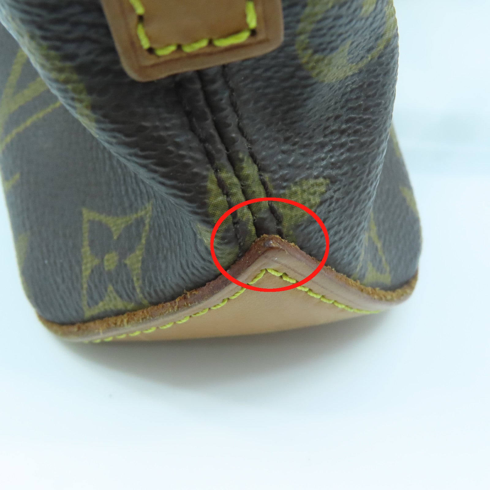 LOUIS VUITTON Monogram Trotteur金扣肩背袋啡色