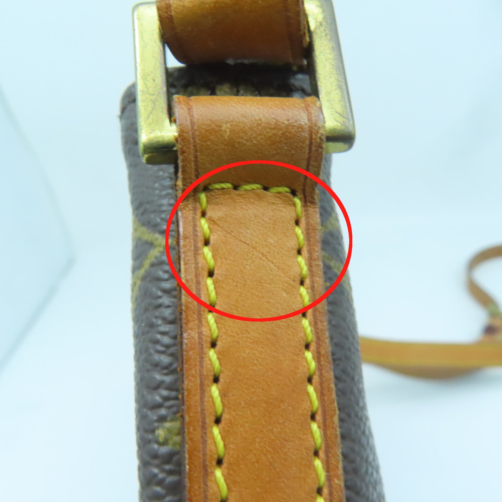 LOUIS VUITTON Monogram Trotteur金扣肩背袋啡色