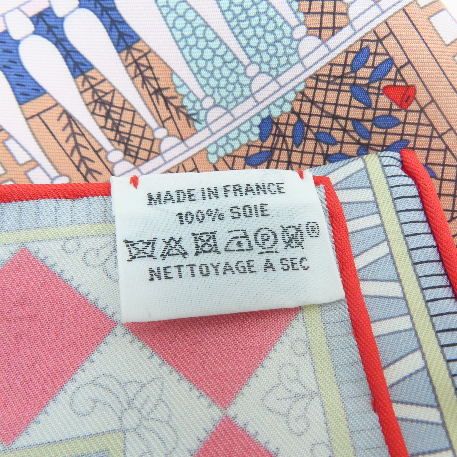 HERMES 絲質Scarf 90x90絲巾粉紅色/白色/紅色/灰色