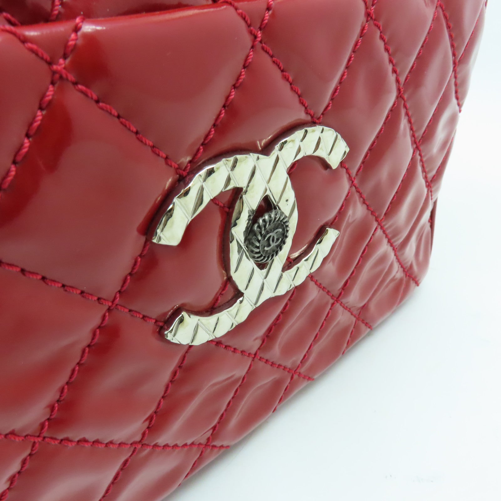 CHANEL 菱格漆皮皮革Shoulder Bag銀扣肩背袋紅色
