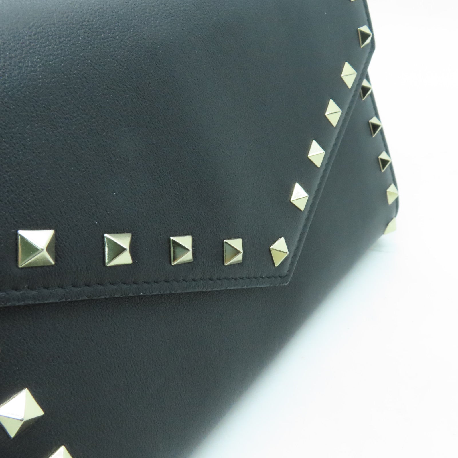 Valentino 牛皮皮革Chain Shoulder金扣鏈帶肩背袋黑色