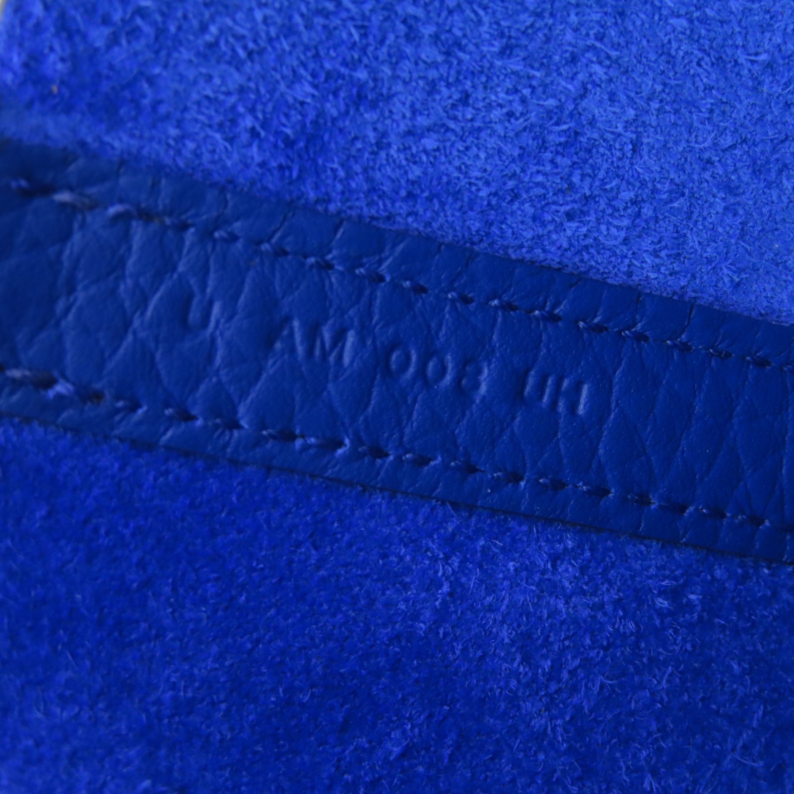 HERMES Taurillon Clemence Leather Picotin MM Gold Buckle Handle Bag Royal Blue