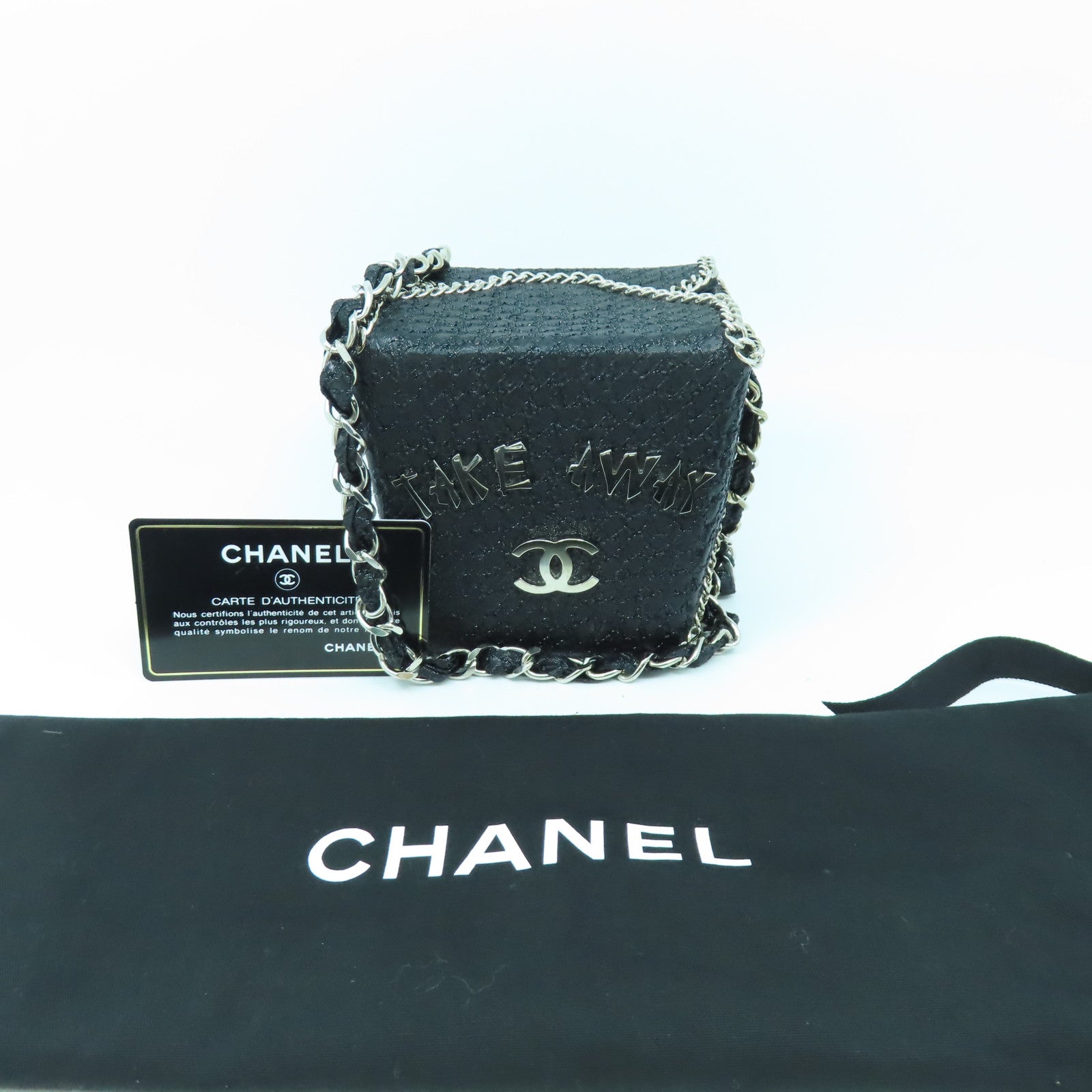 CHANEL 金屬色織物Take Away Box Bag銀扣鏈帶肩背袋黑色
