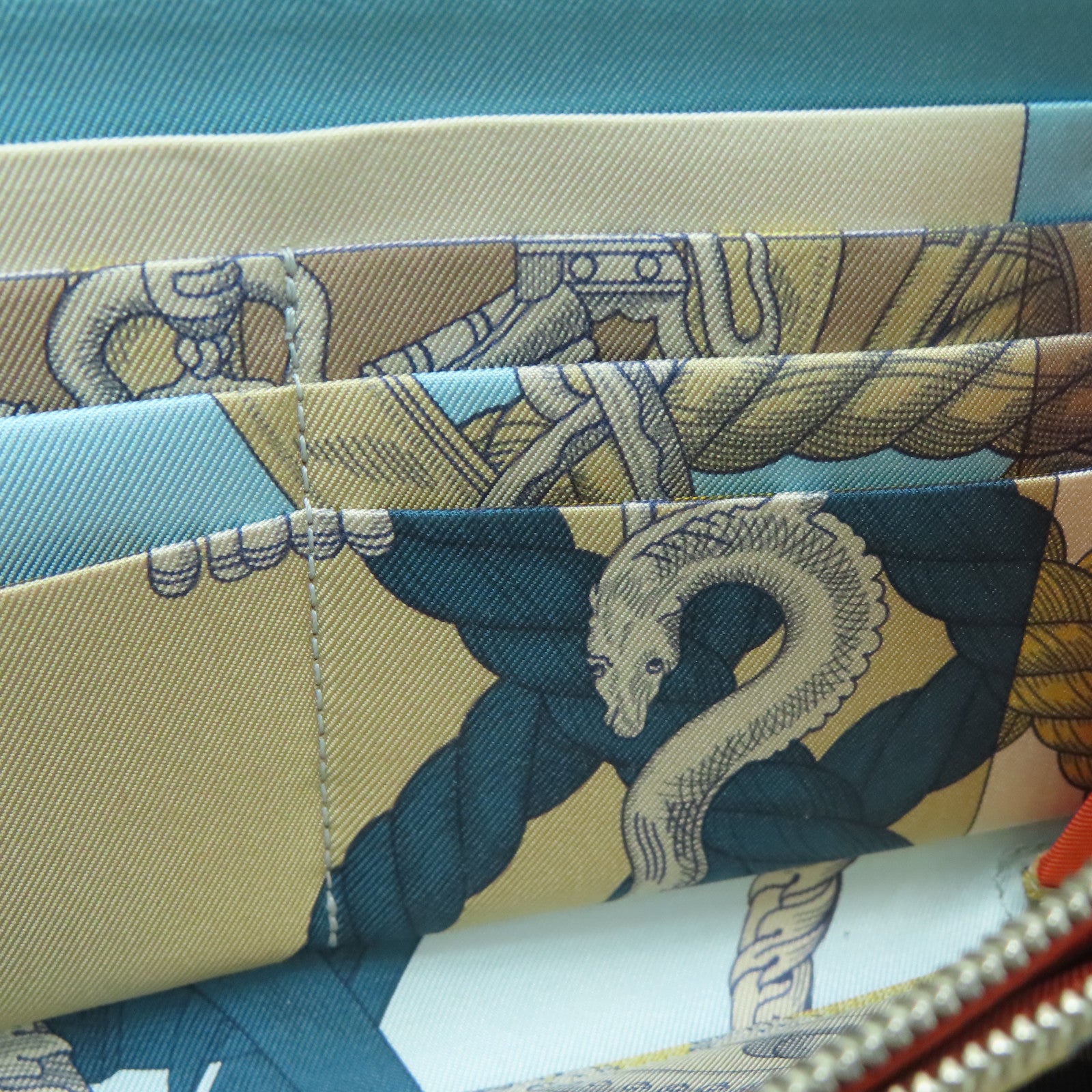HERMES Veau Epsom皮革Silk In Compact銀扣長錢包大象灰色