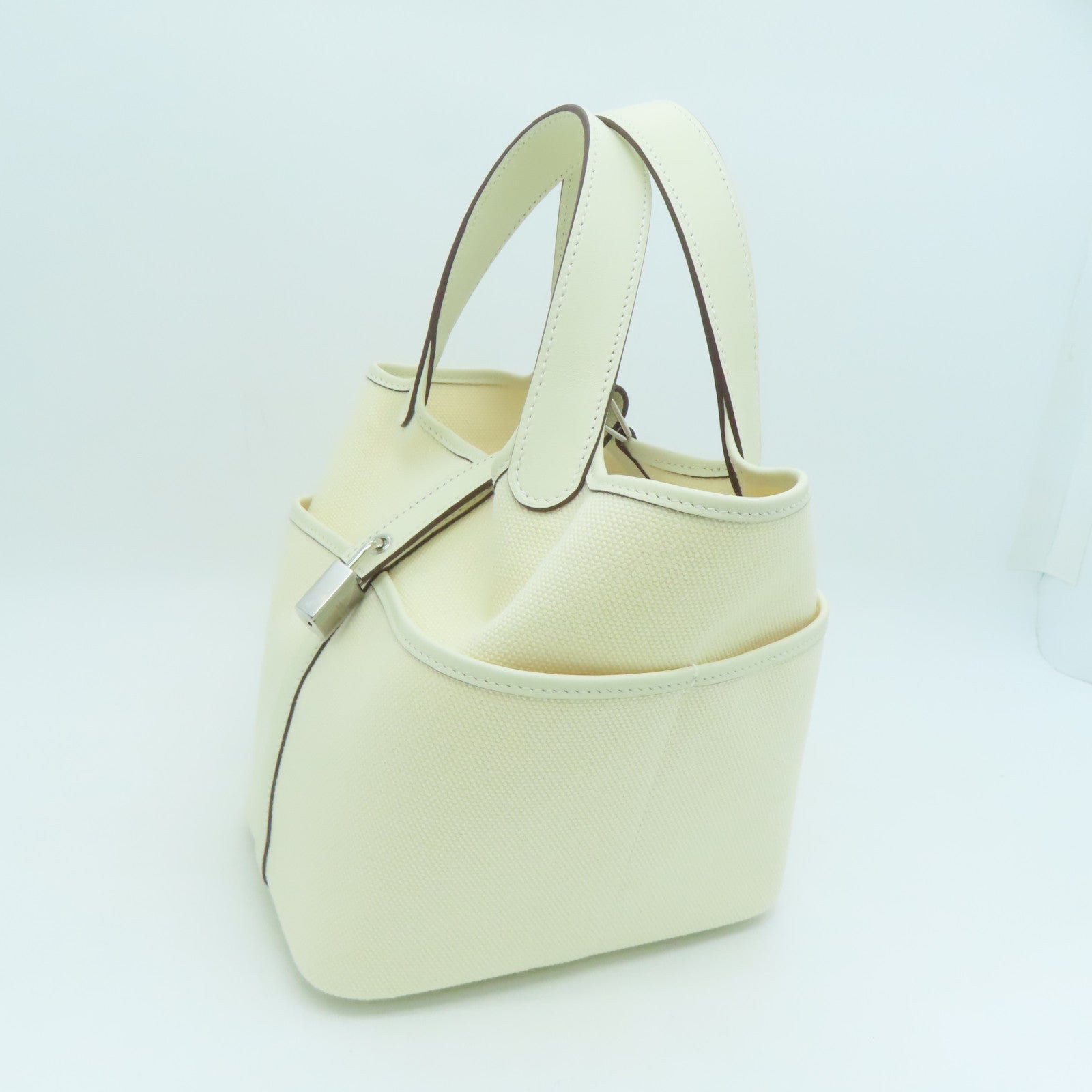 HERMES Toile Canvas Picotin Cargo银扣手挽袋白色/Nata